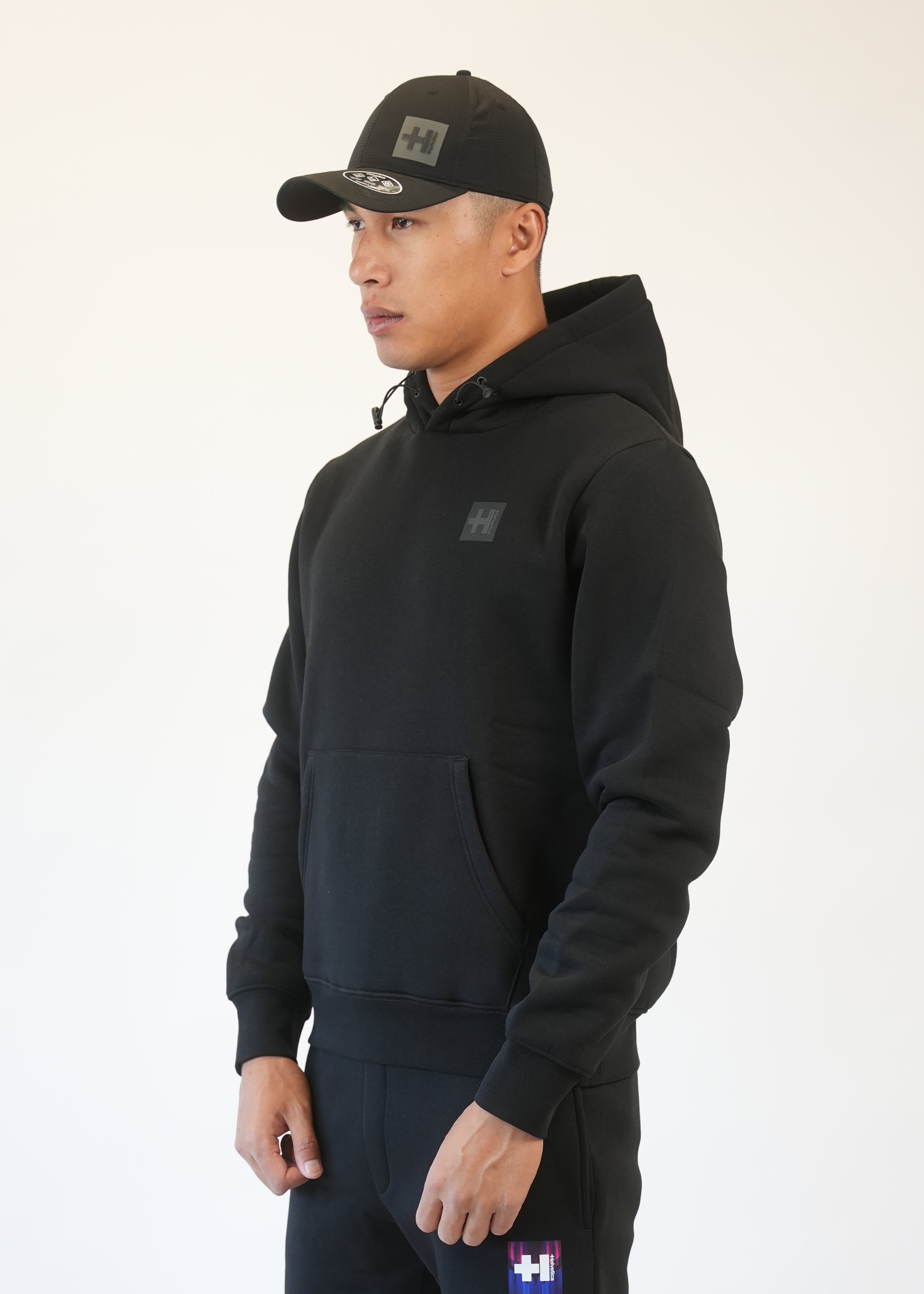 Helvetica - Sweat capuche Square noir