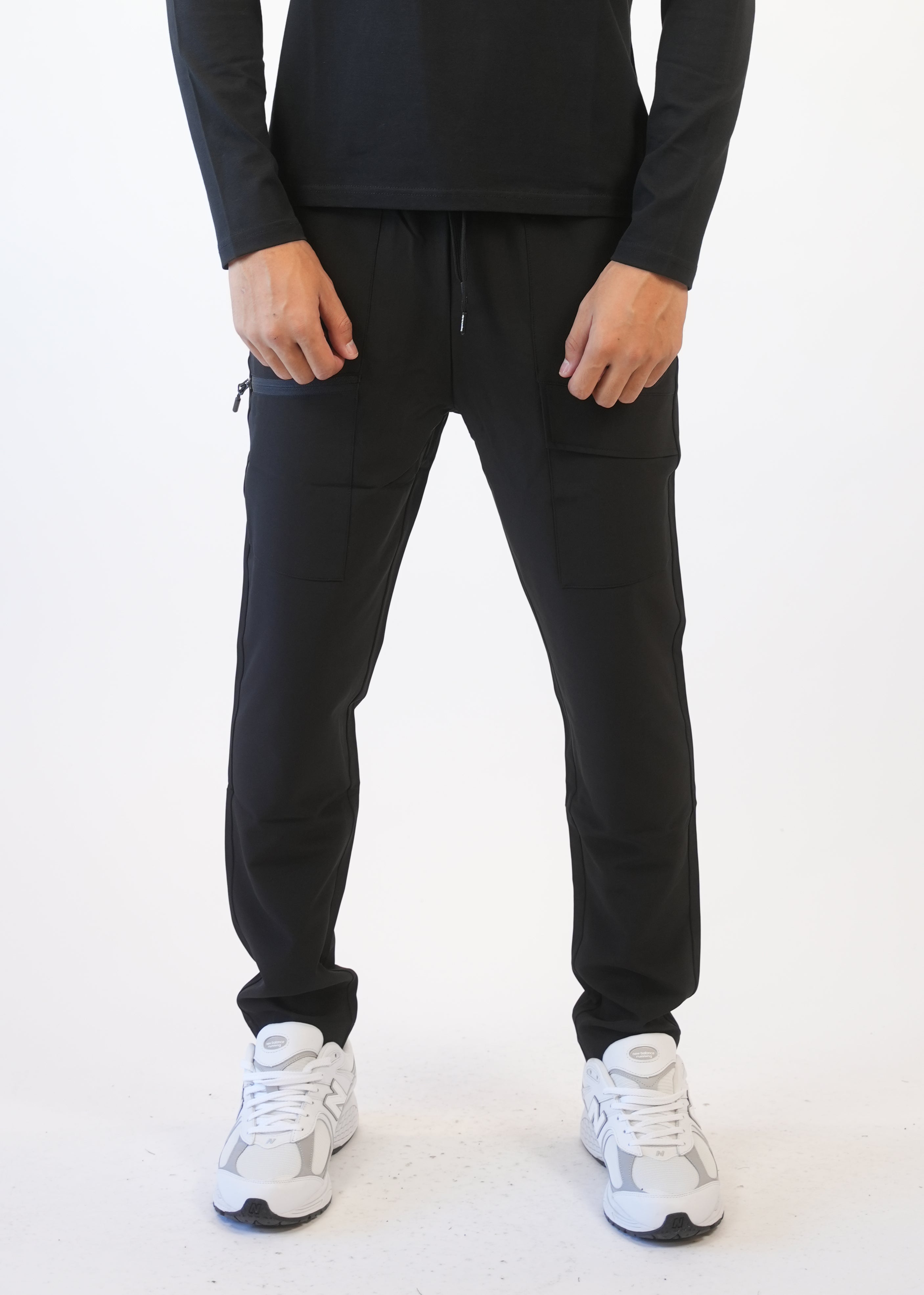 Helvetica - Jogging Harlow Noir