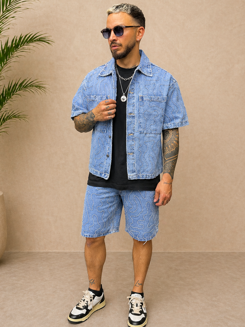 Ensemble short et chemise en jean bleu à motifs