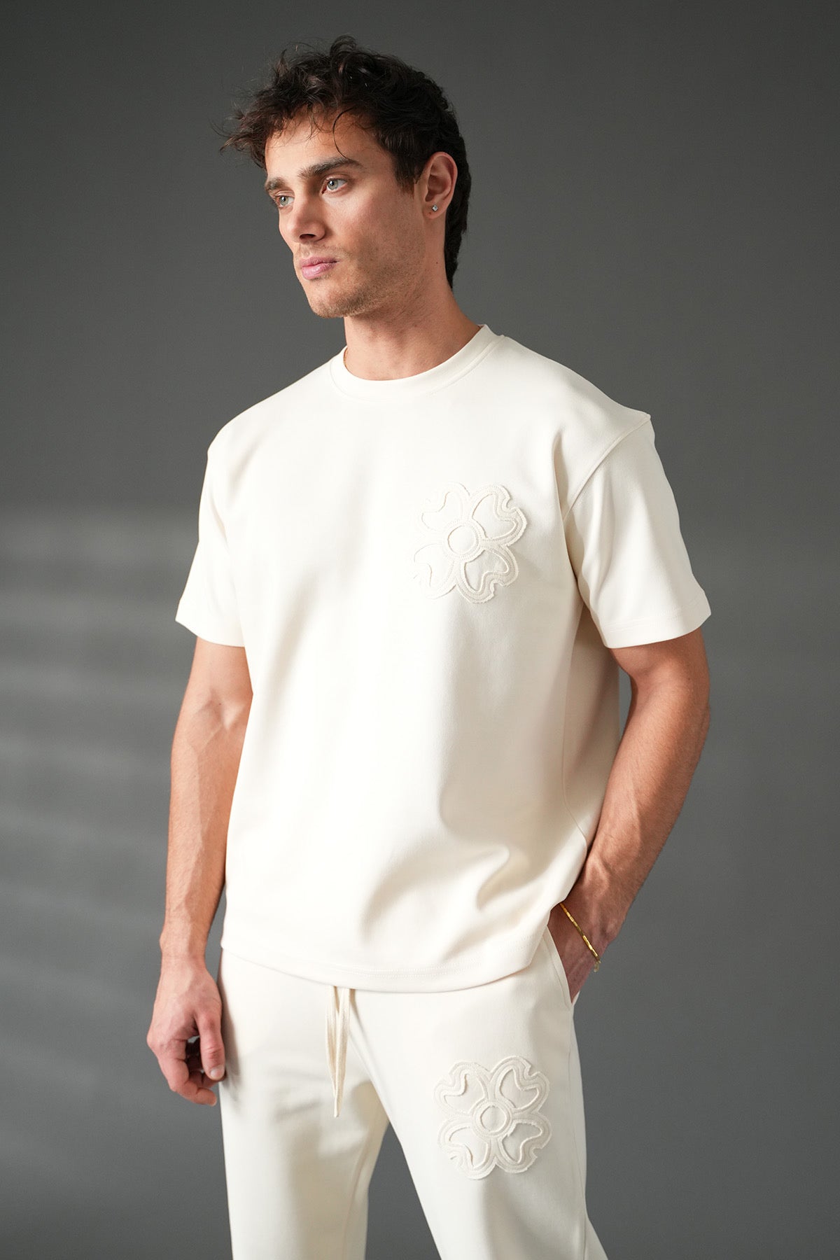 Ensemble T-shirt + pant beige trèfle