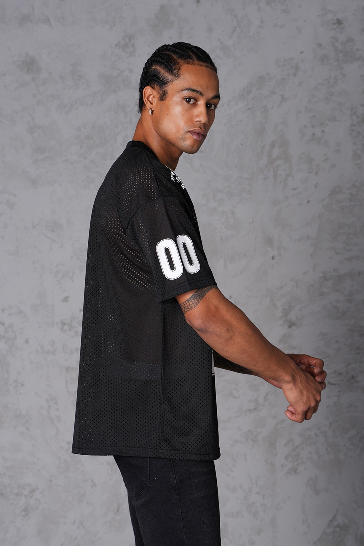 T-Shirt Saint Remembers noir