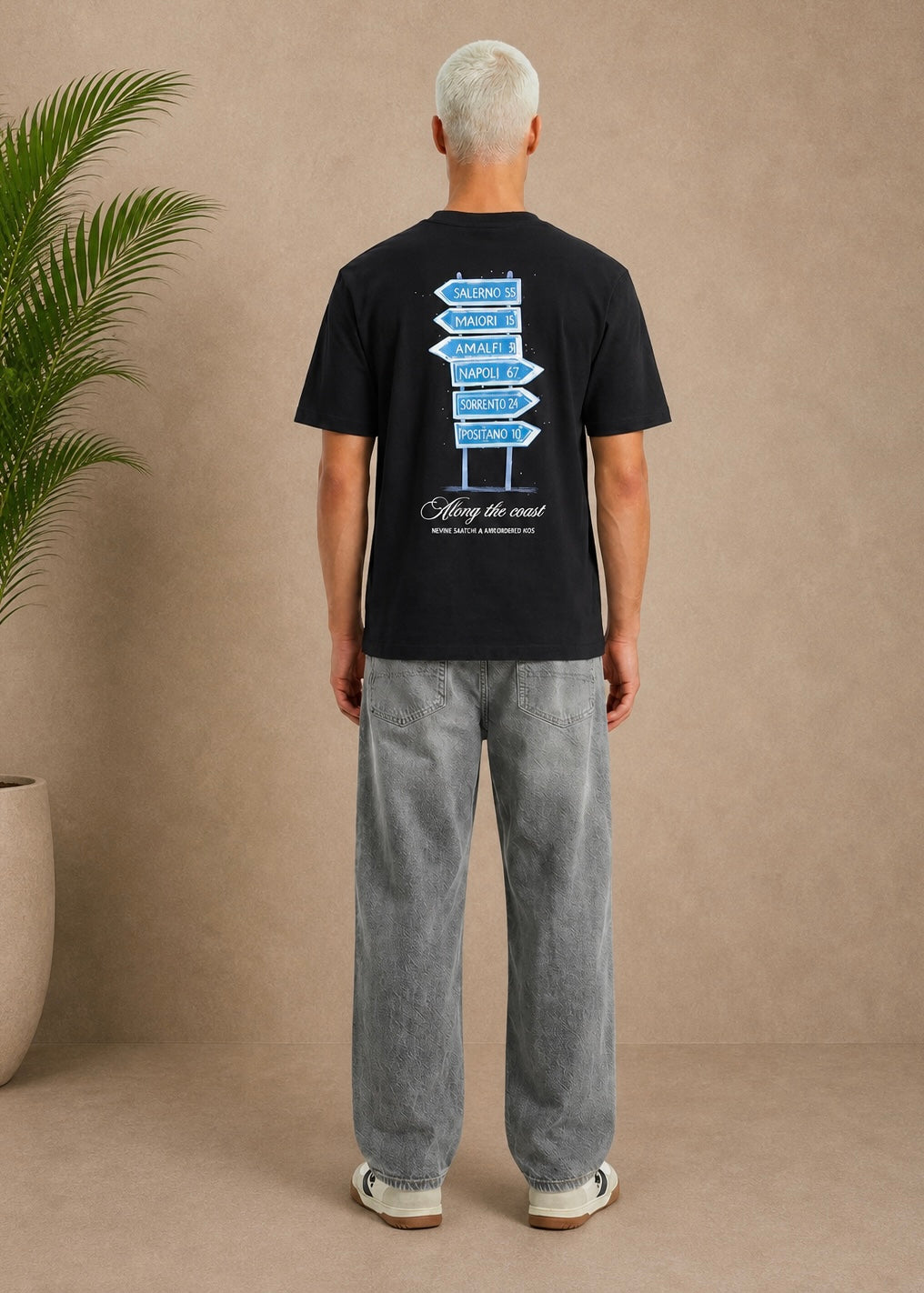 T-shirt Along the Coast noir