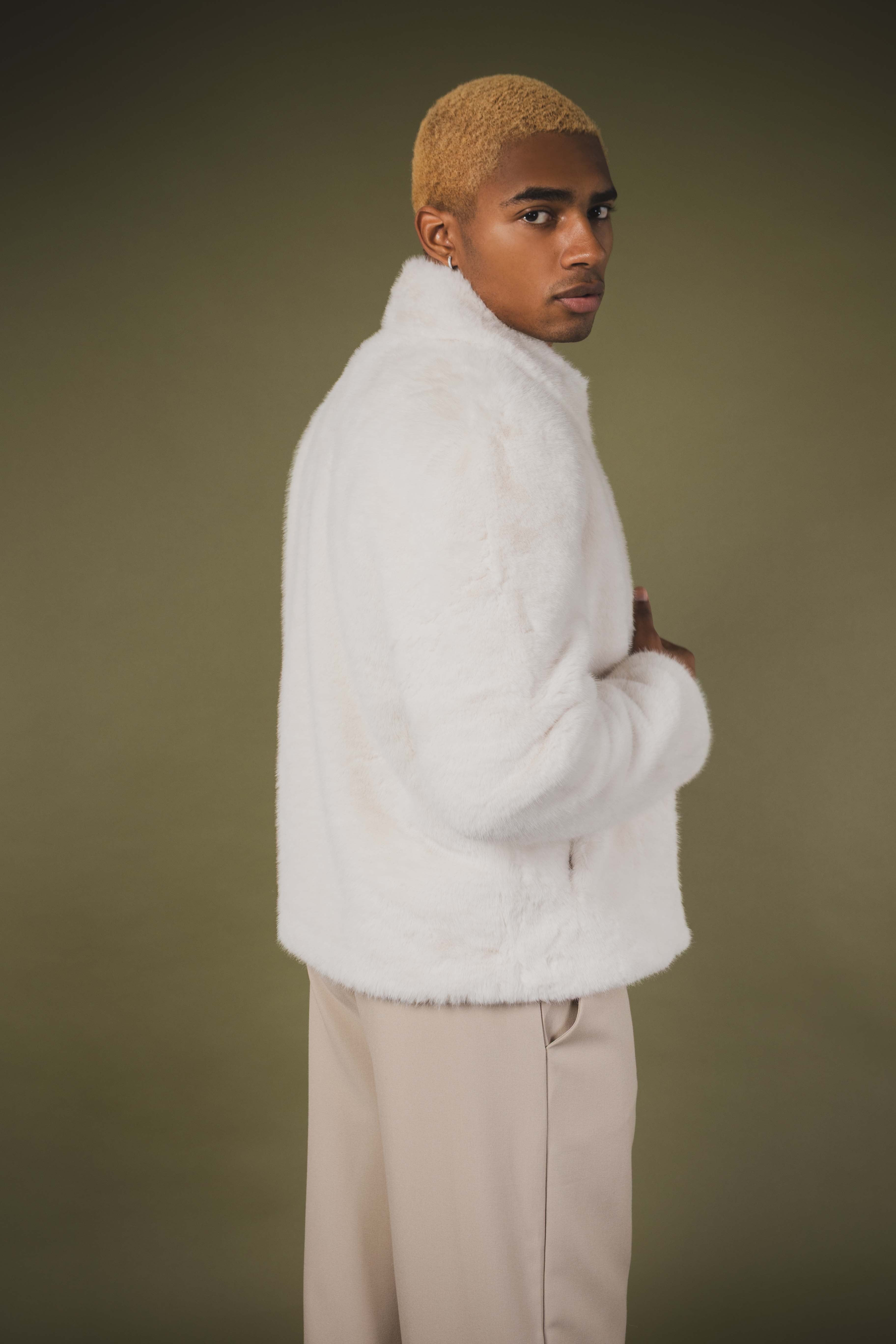 Veste fourrure blanche