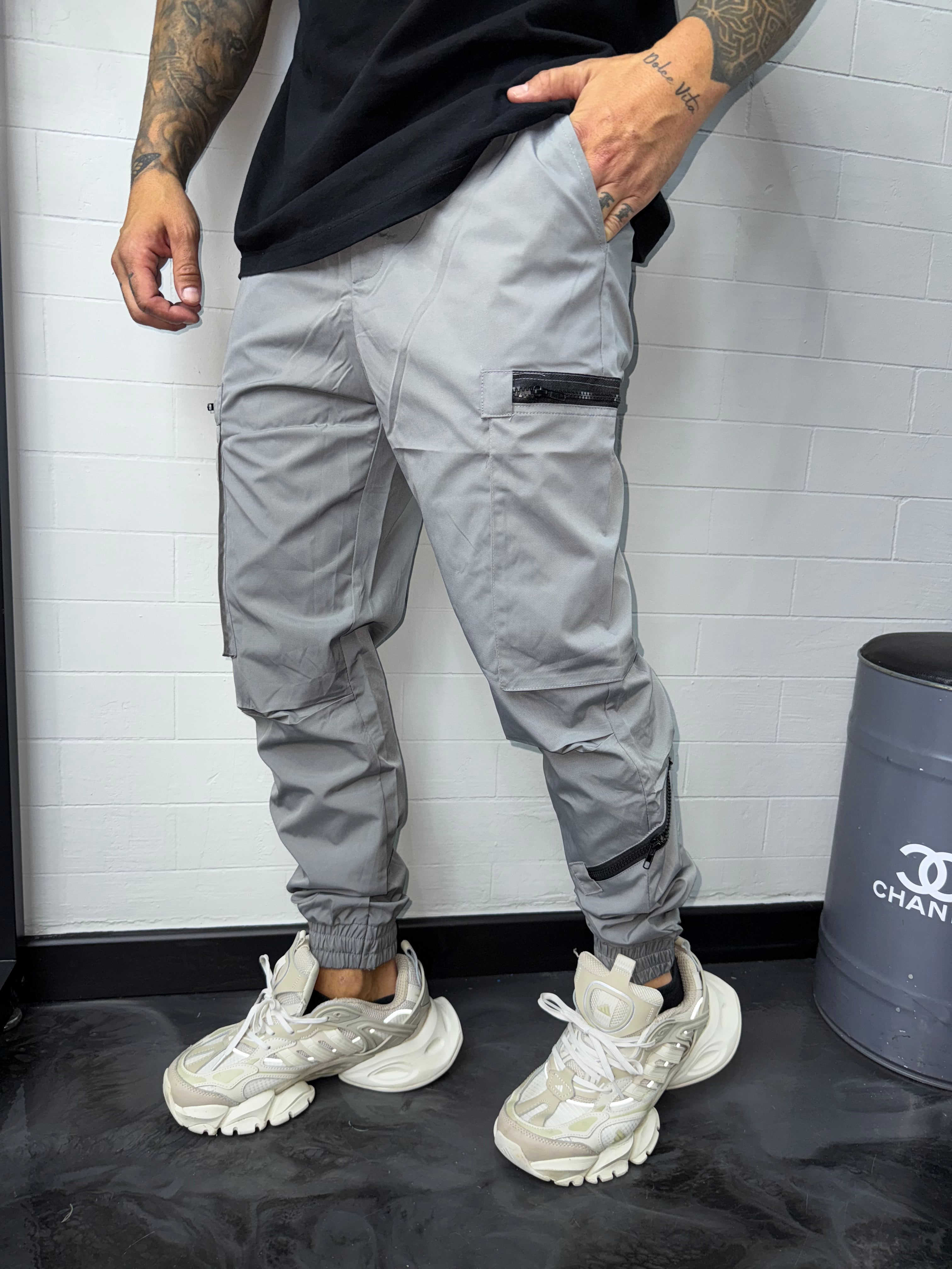 Cargo zip gris