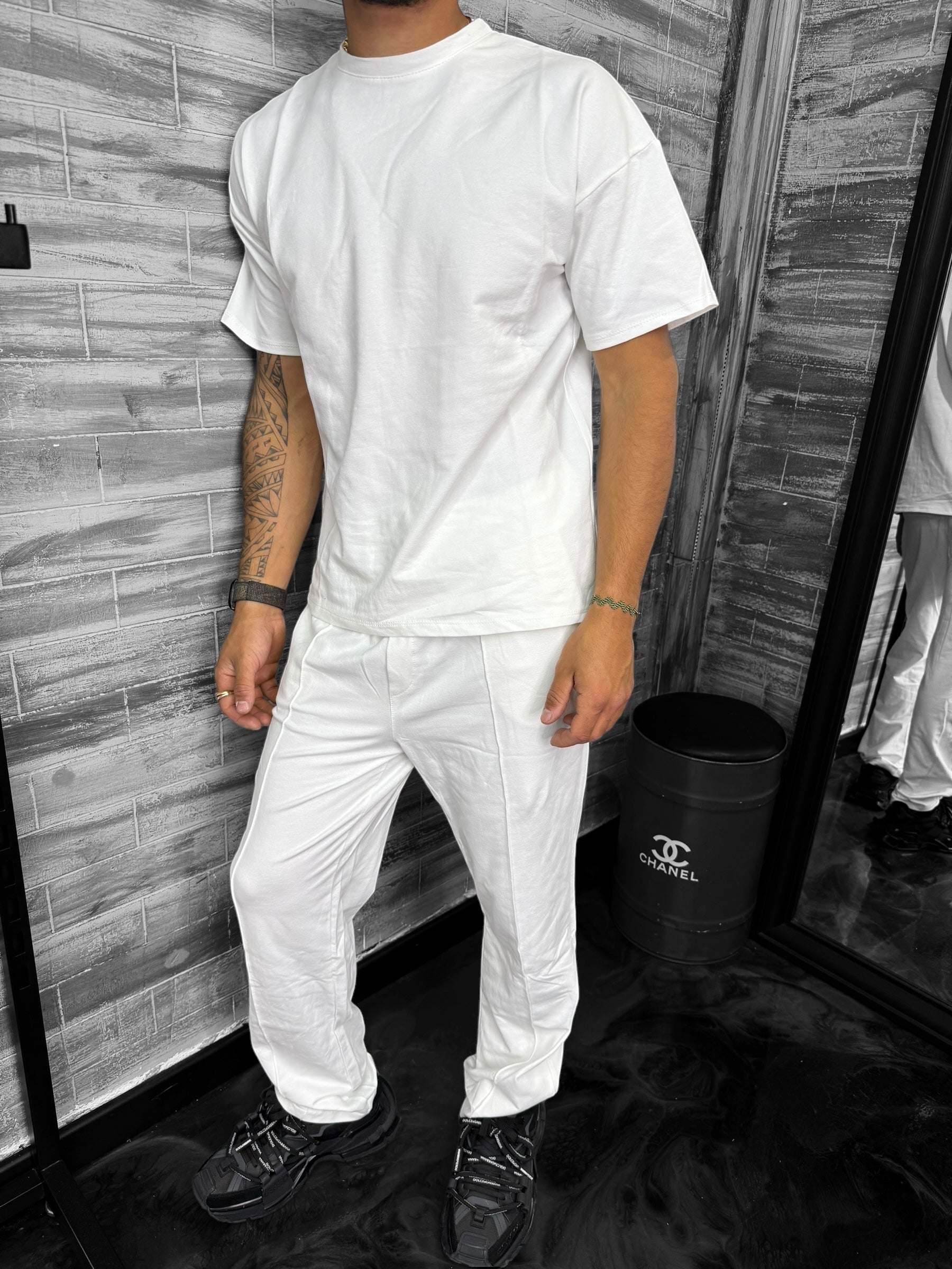 Ensemble Basic t-shirt pantalon blanc