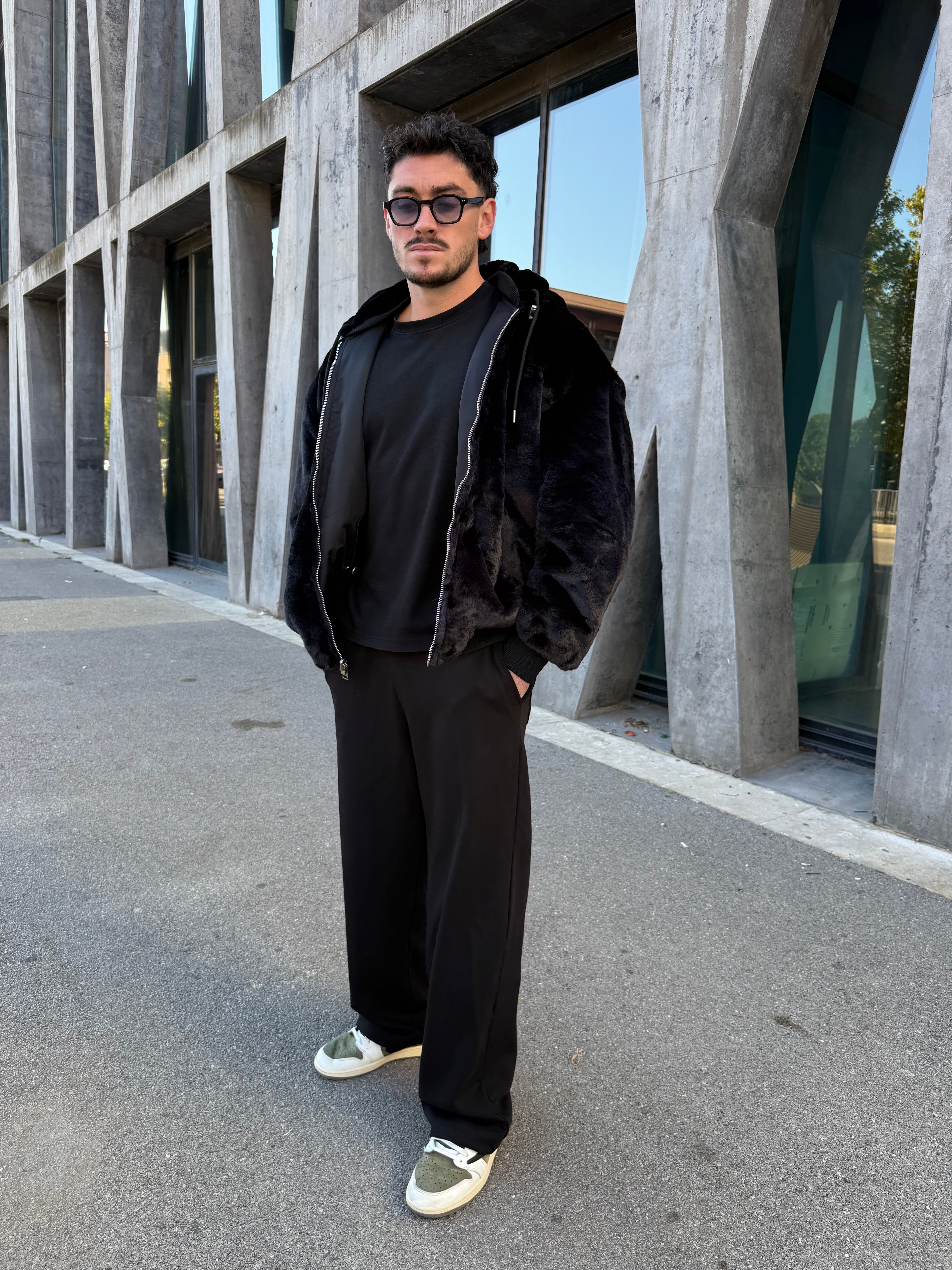 Veste réversible noir nylon / fourrure