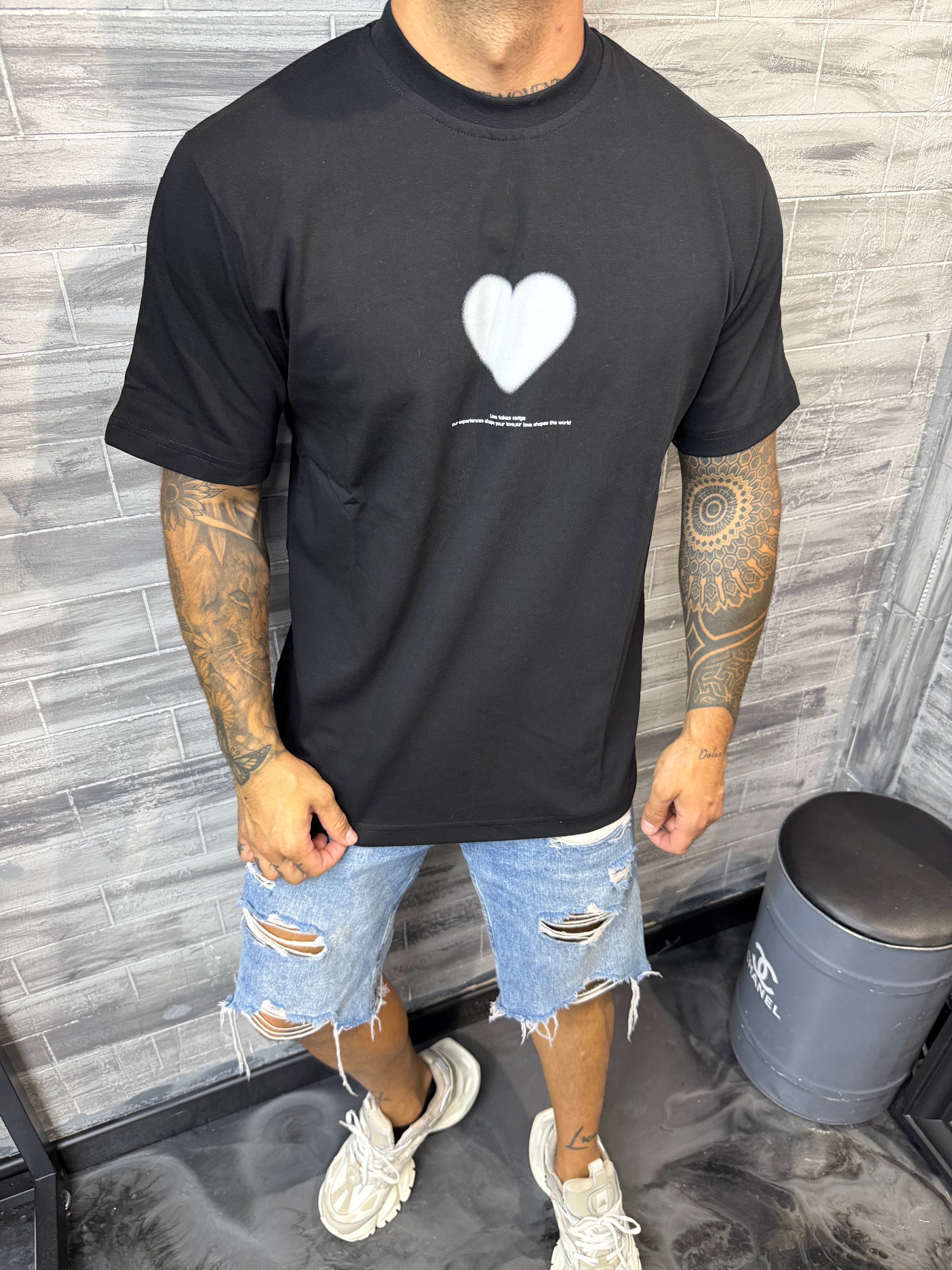T-shirt Love Cœur noir