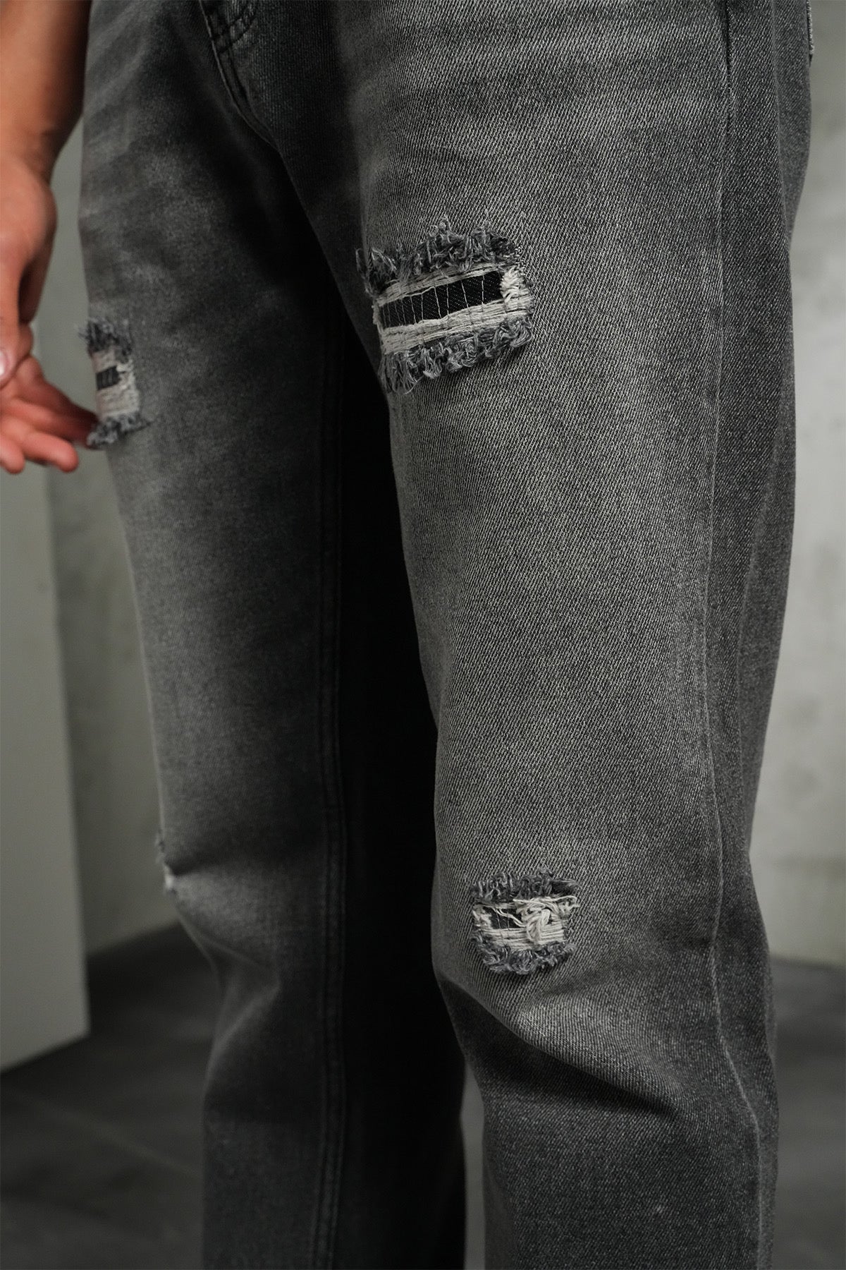 Jean regular gris destroy