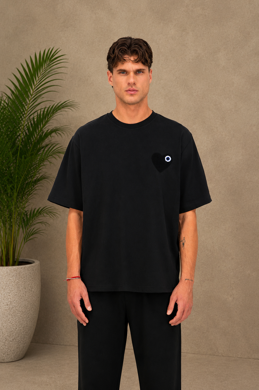 T-shirt Noir cœur noir