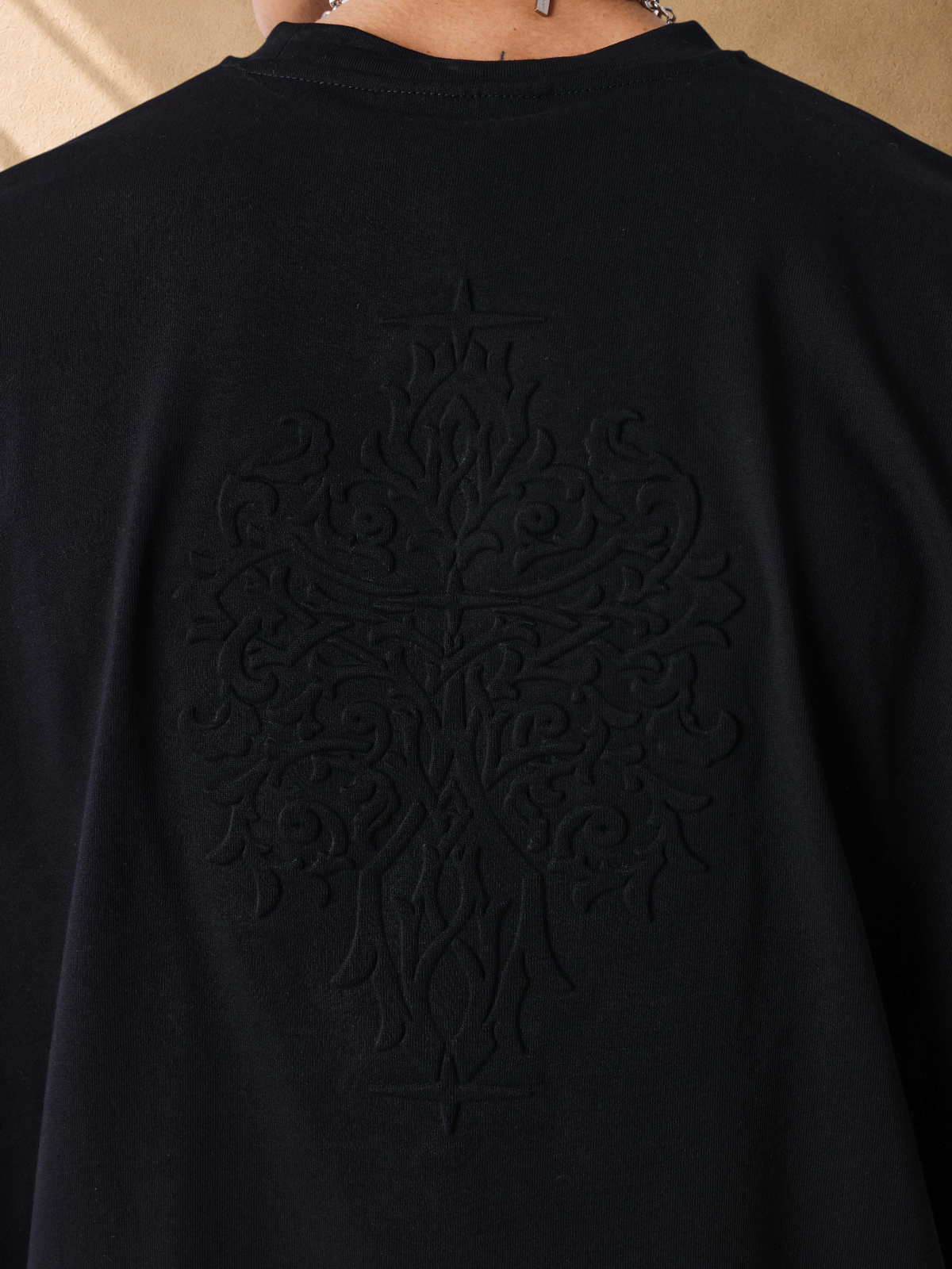 PXP - T-SHIRT MOTIF EMBOSSÉ NOIR