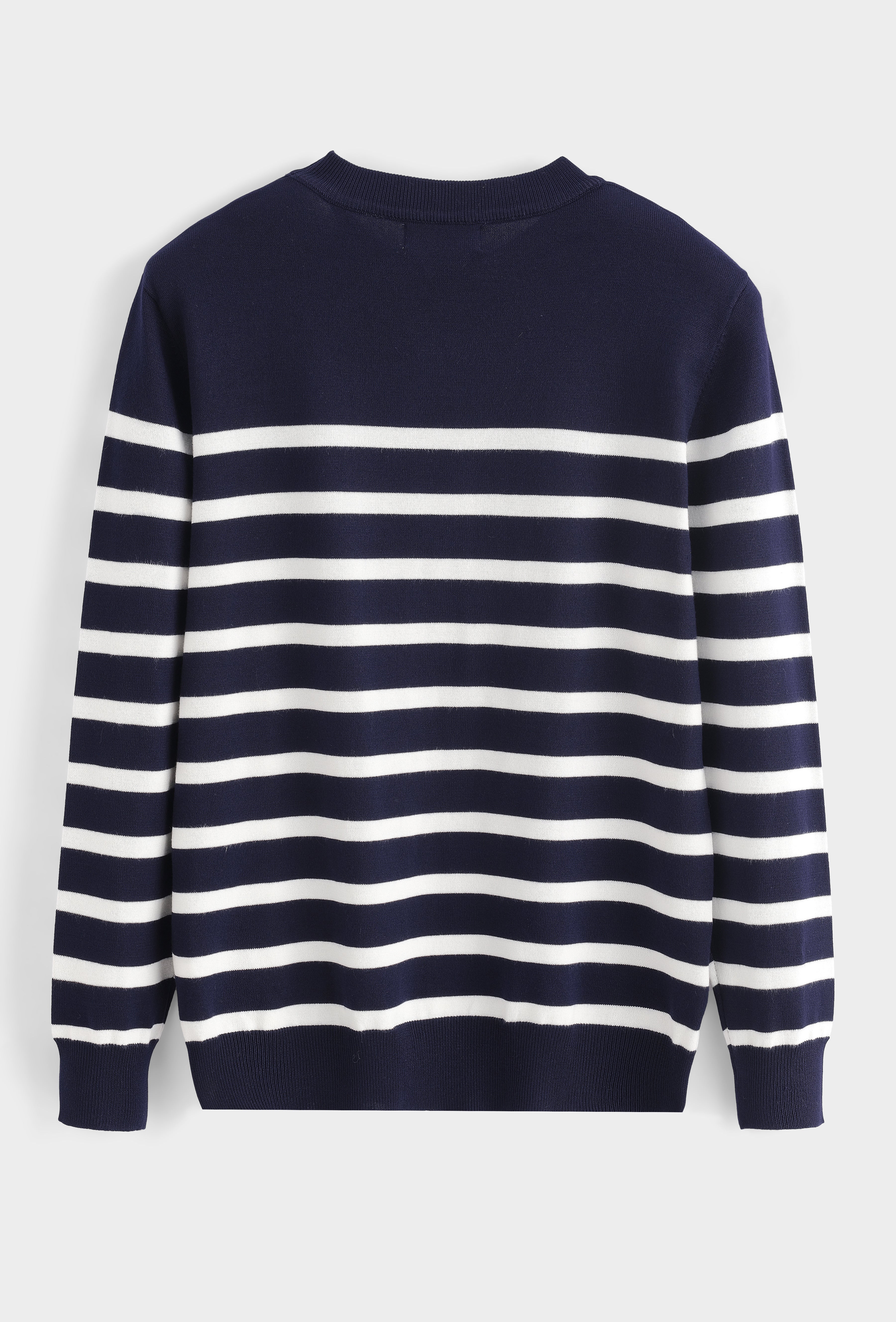 Pull marin rayé bleu marine et blanc