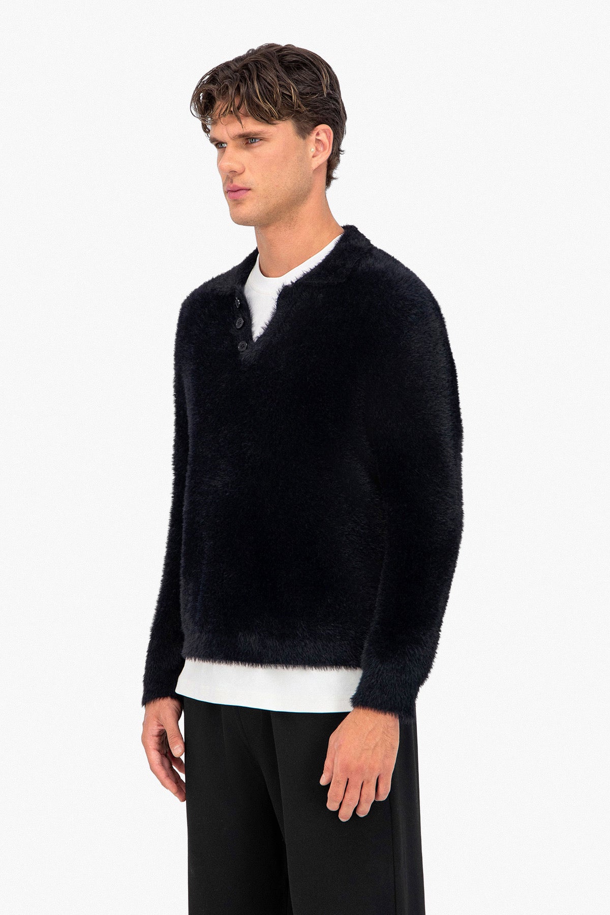Pull polo fluffy noir