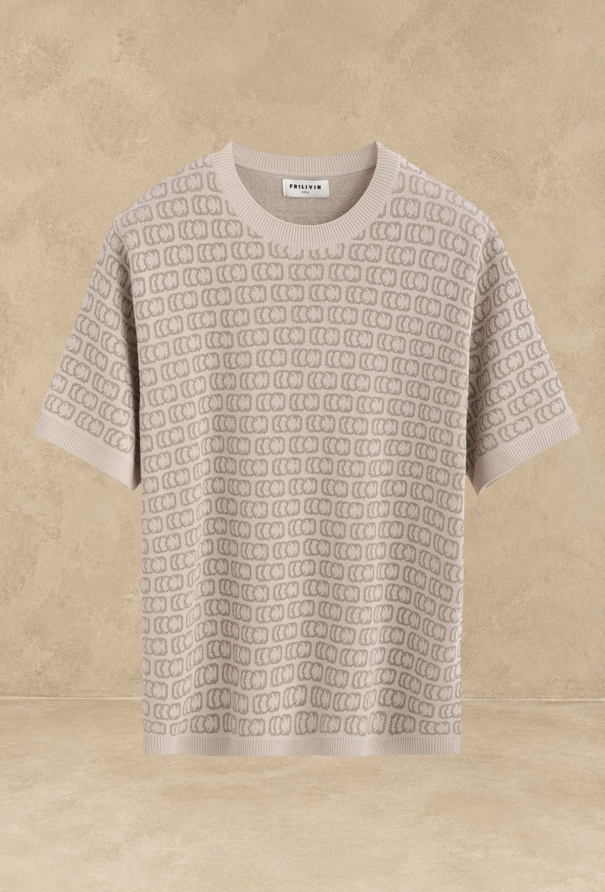 T-shirt Stayin oversize beige à col rond avec motif géométrique texturé en maille épaisse
