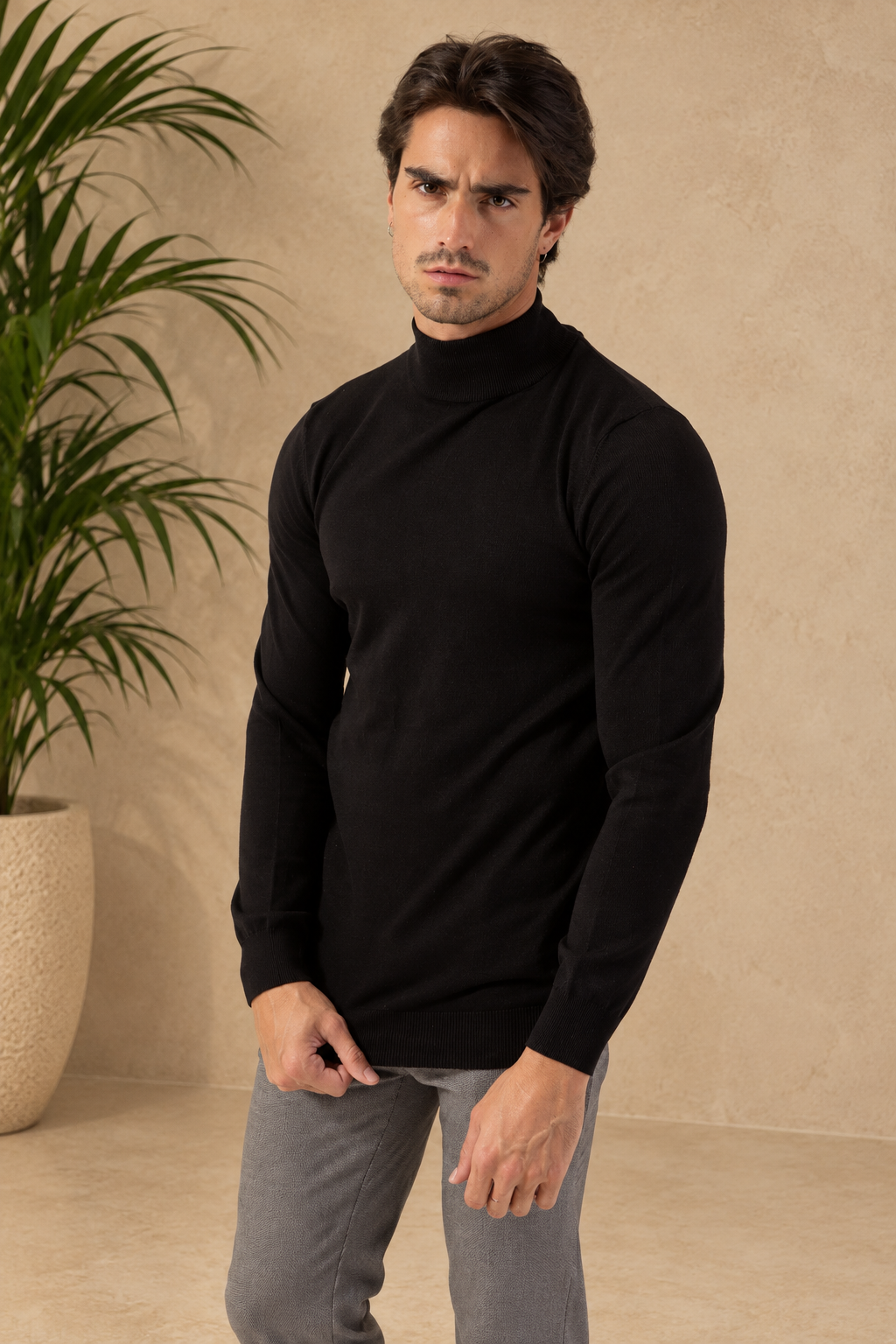 Pull Col roulé fin noir