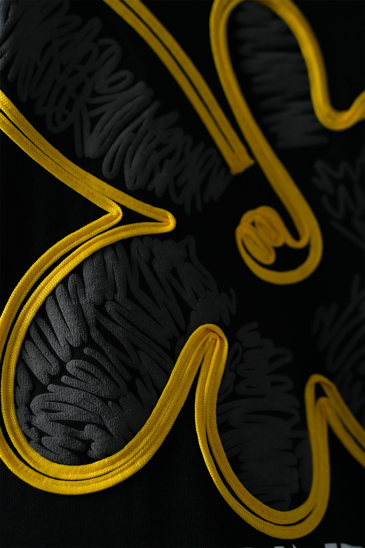 T-Shirt Fleur de printemps noir