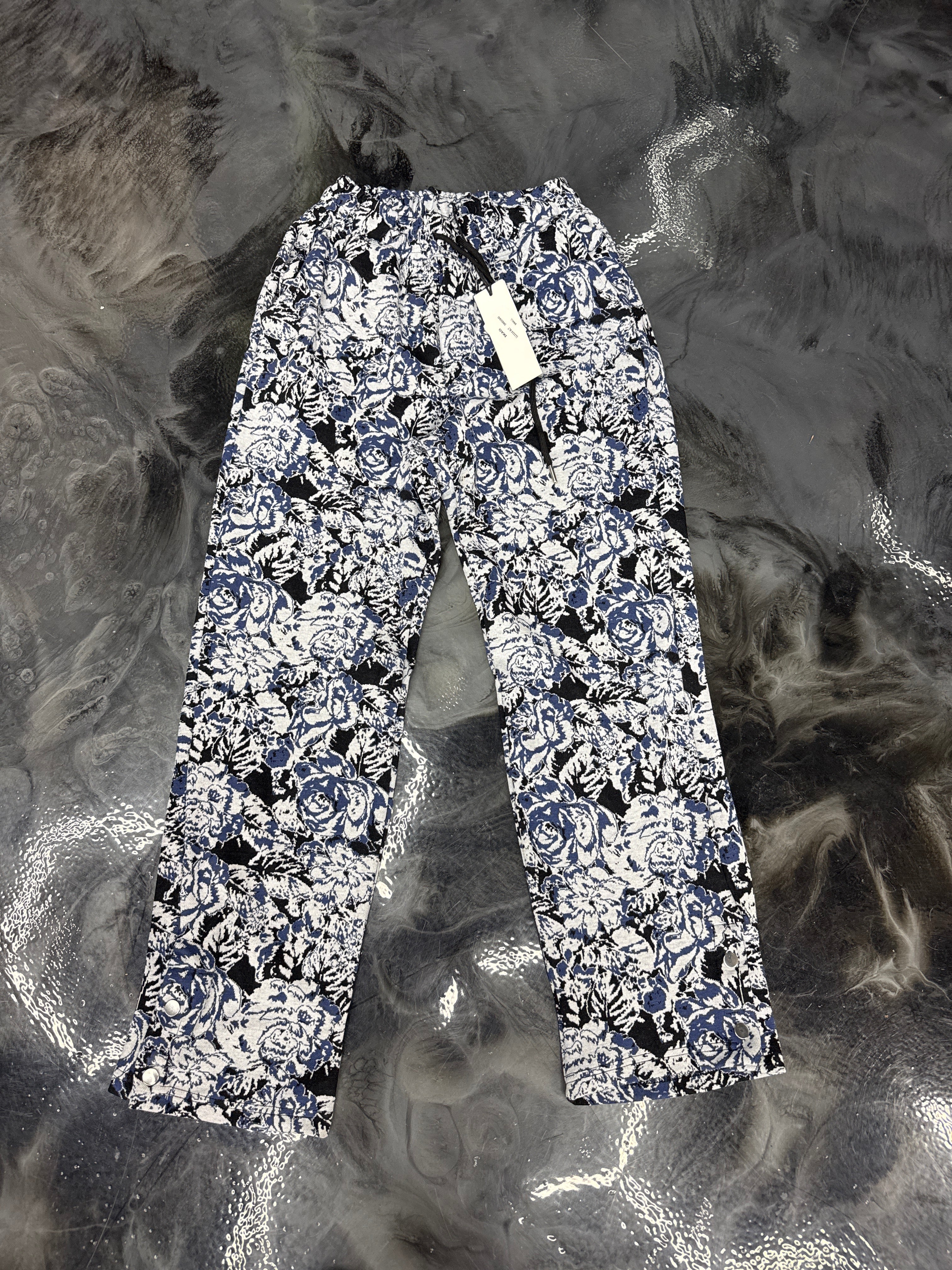 Pantalon motif noir bleu blanc LL1114