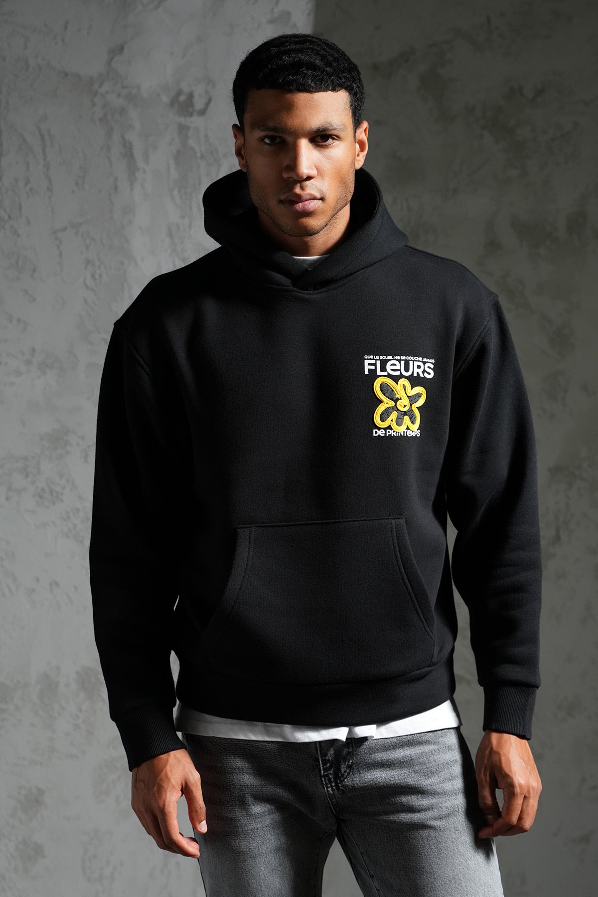 Sweat Fleurs de printemps noir