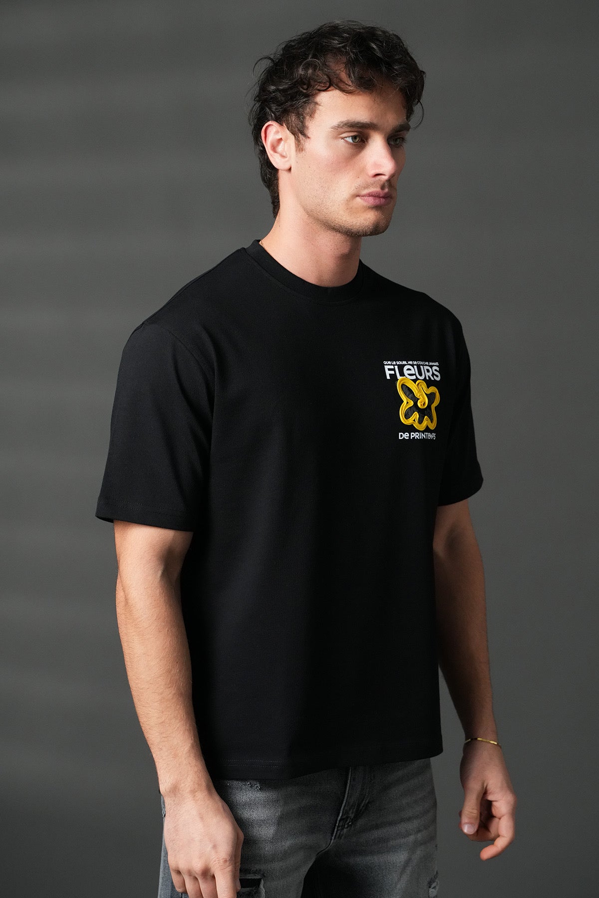 T-Shirt Fleur de printemps noir