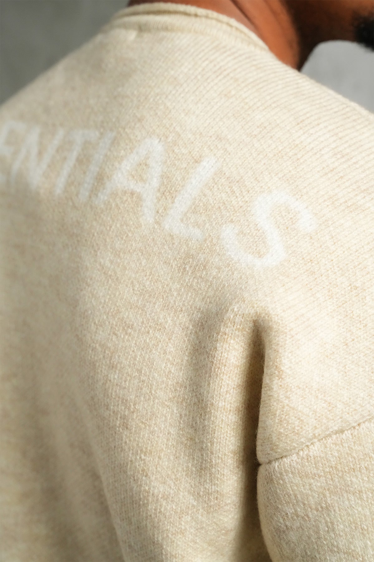 Pull Essentials beige