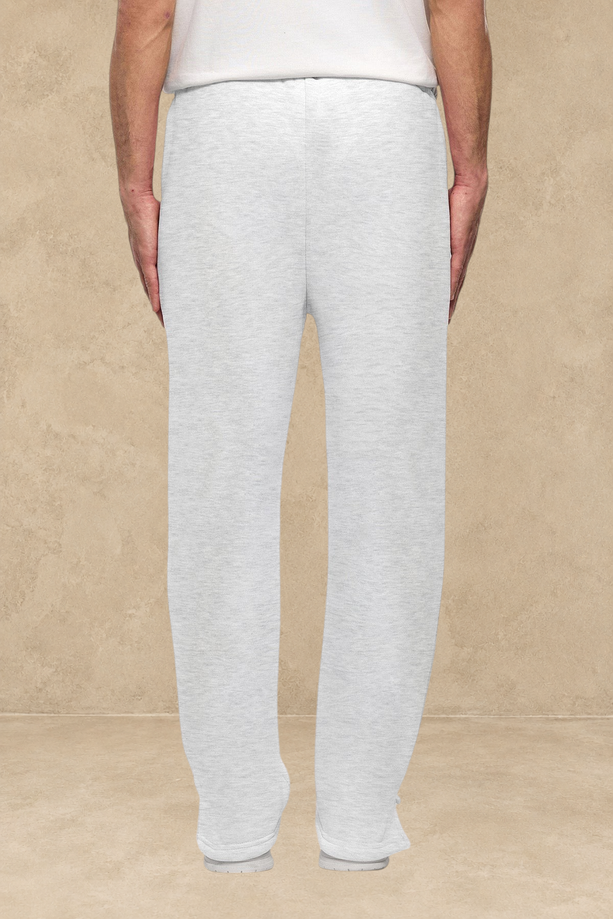 Vue arrière du pantalon jogg gris Stayin avec fente à la cheville porté par un mannequin