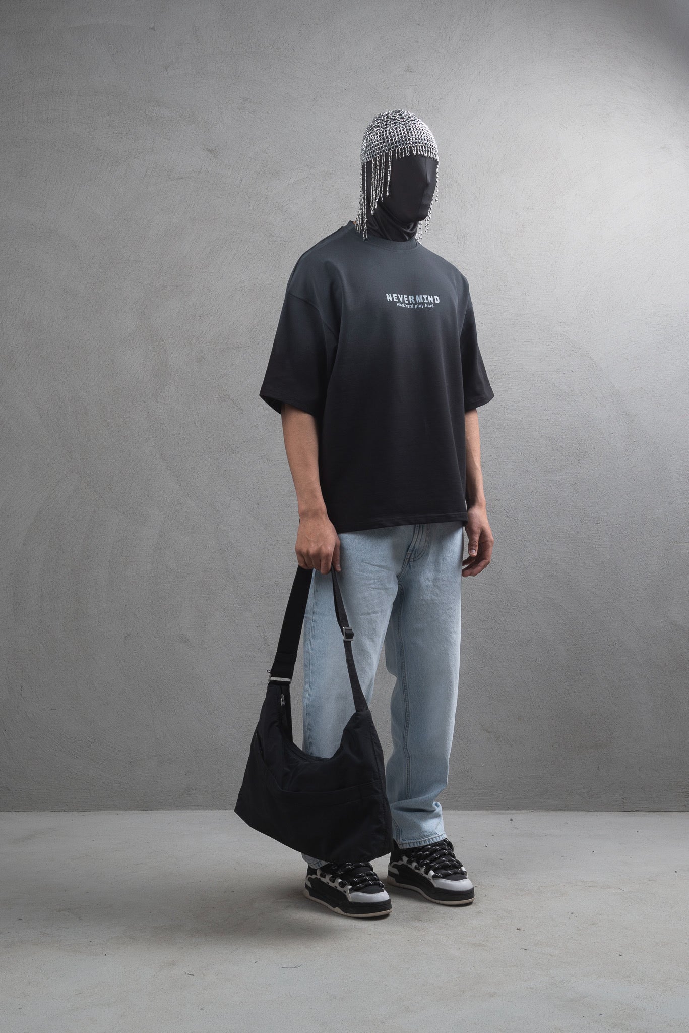 T-shirt Oversize Nevermind noir