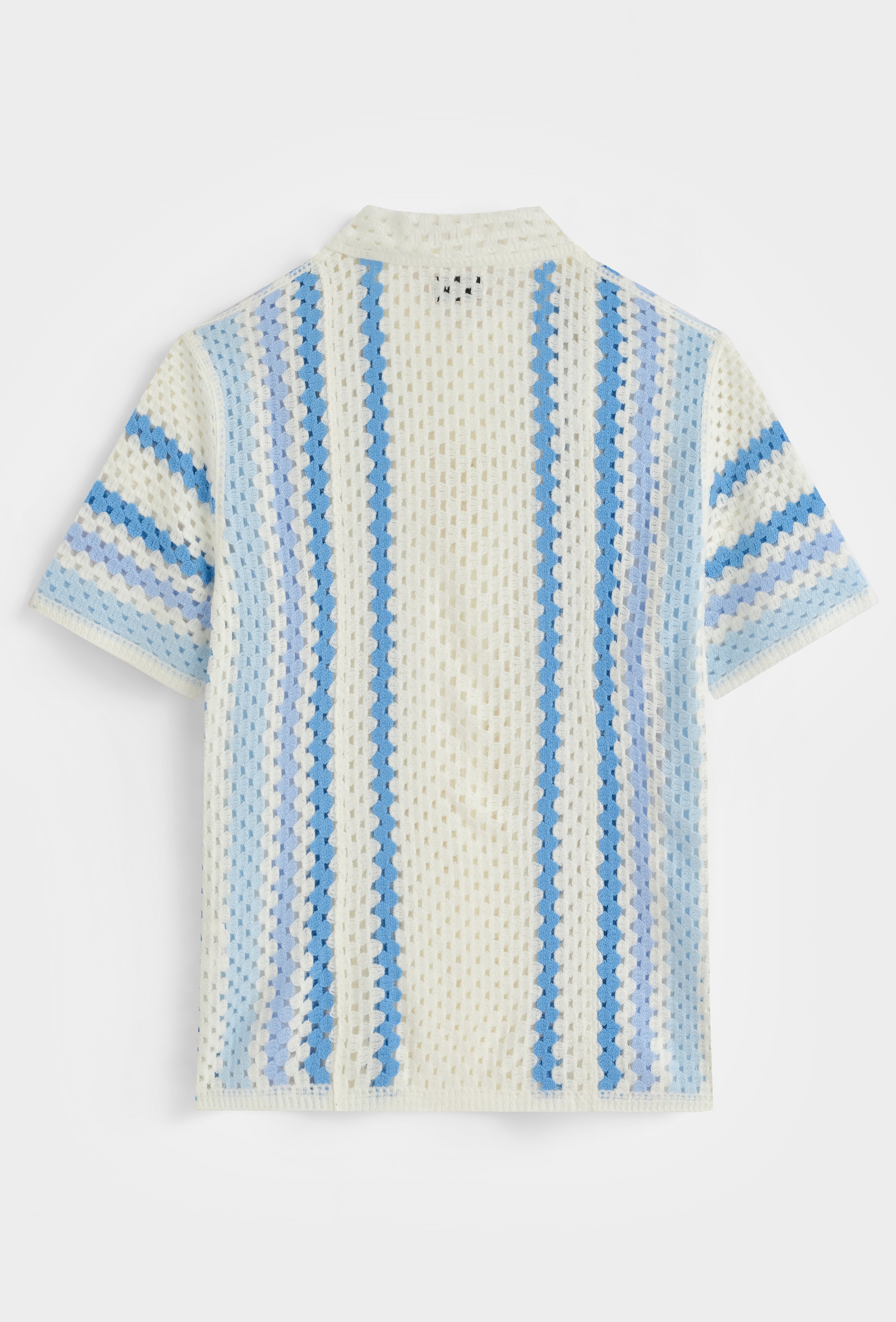 Chemise crochet blanche et bleu