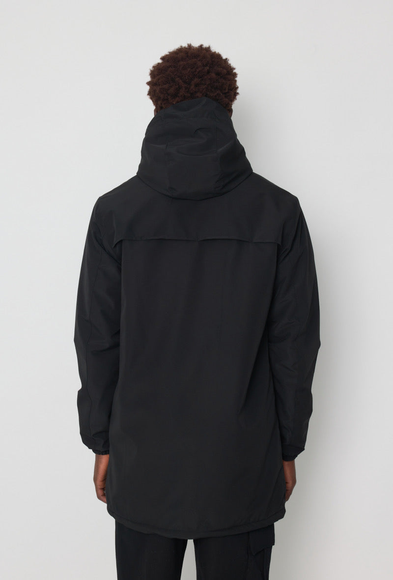 Veste capuche longue noir fourrée