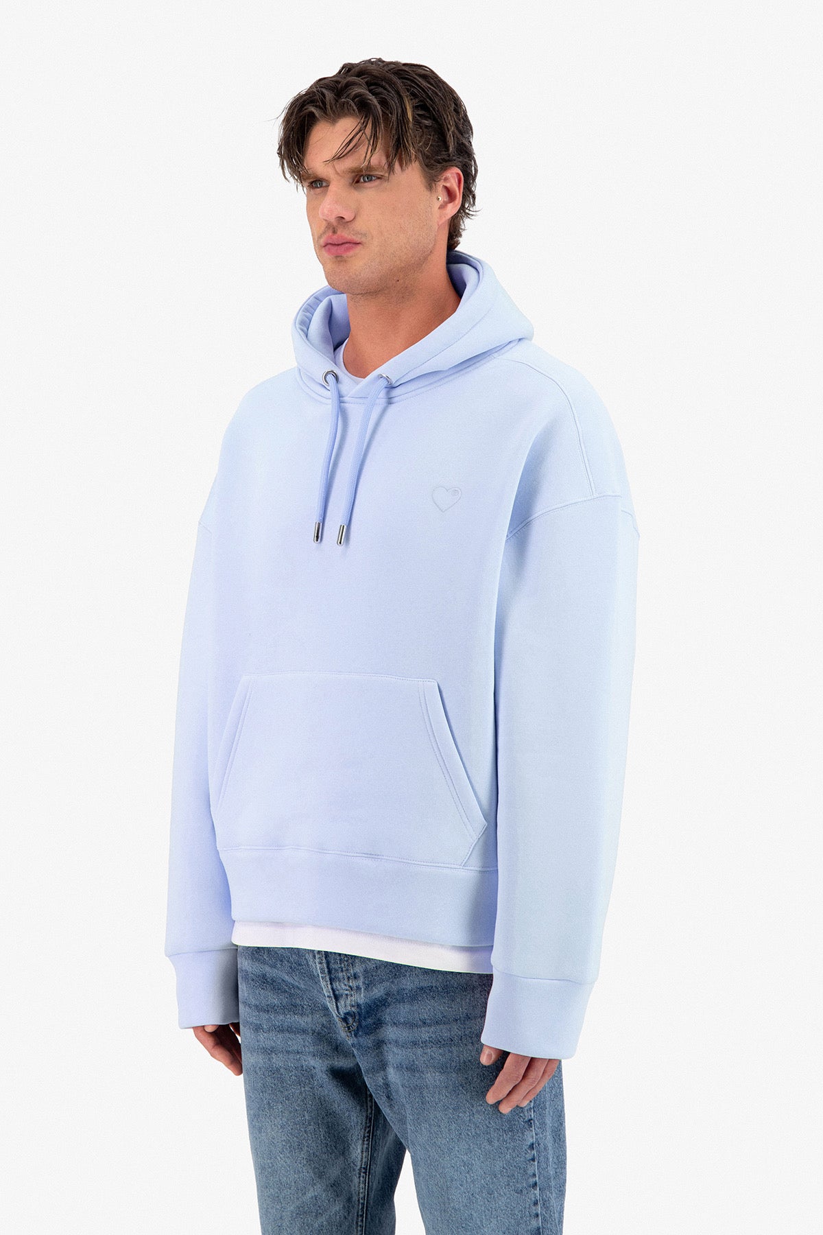 Sweat capuche bleu petit cœur
