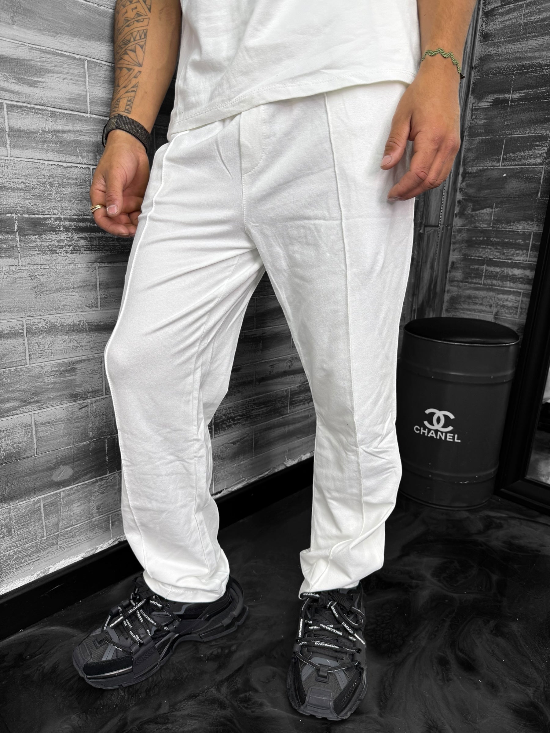 Ensemble Basic t-shirt pantalon blanc