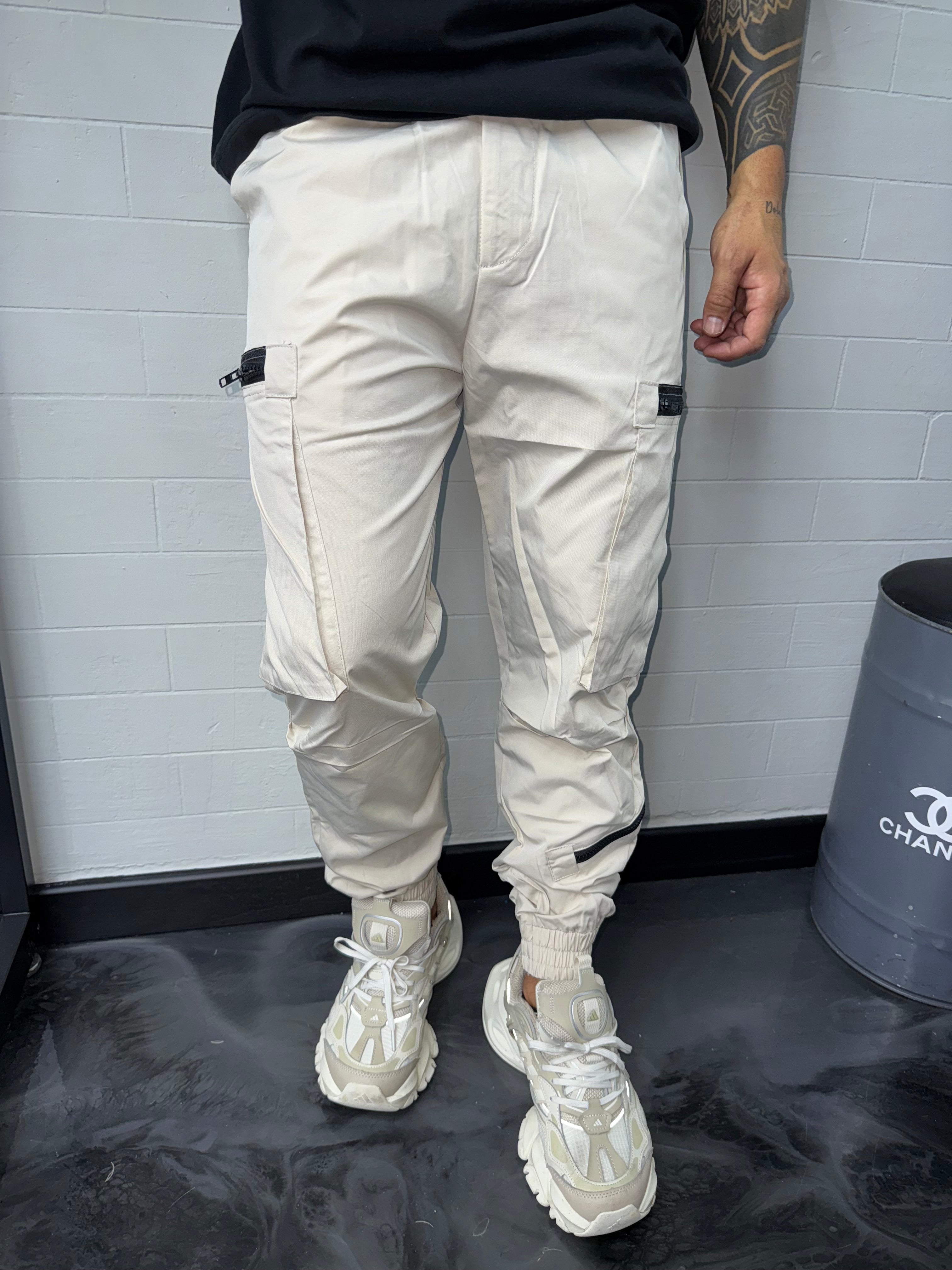Cargo zip beige