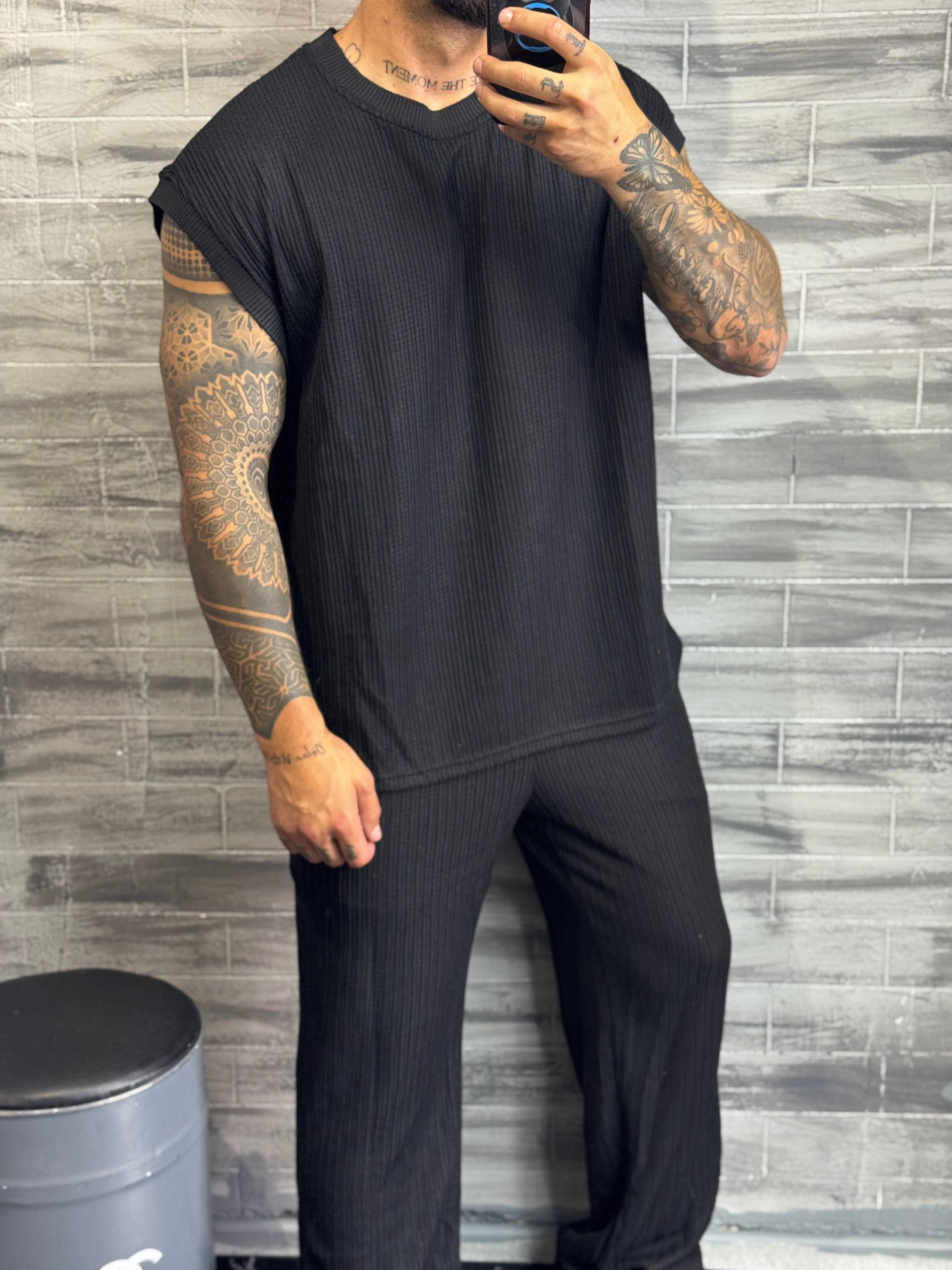 Ensemble pantalon + débardeur noir