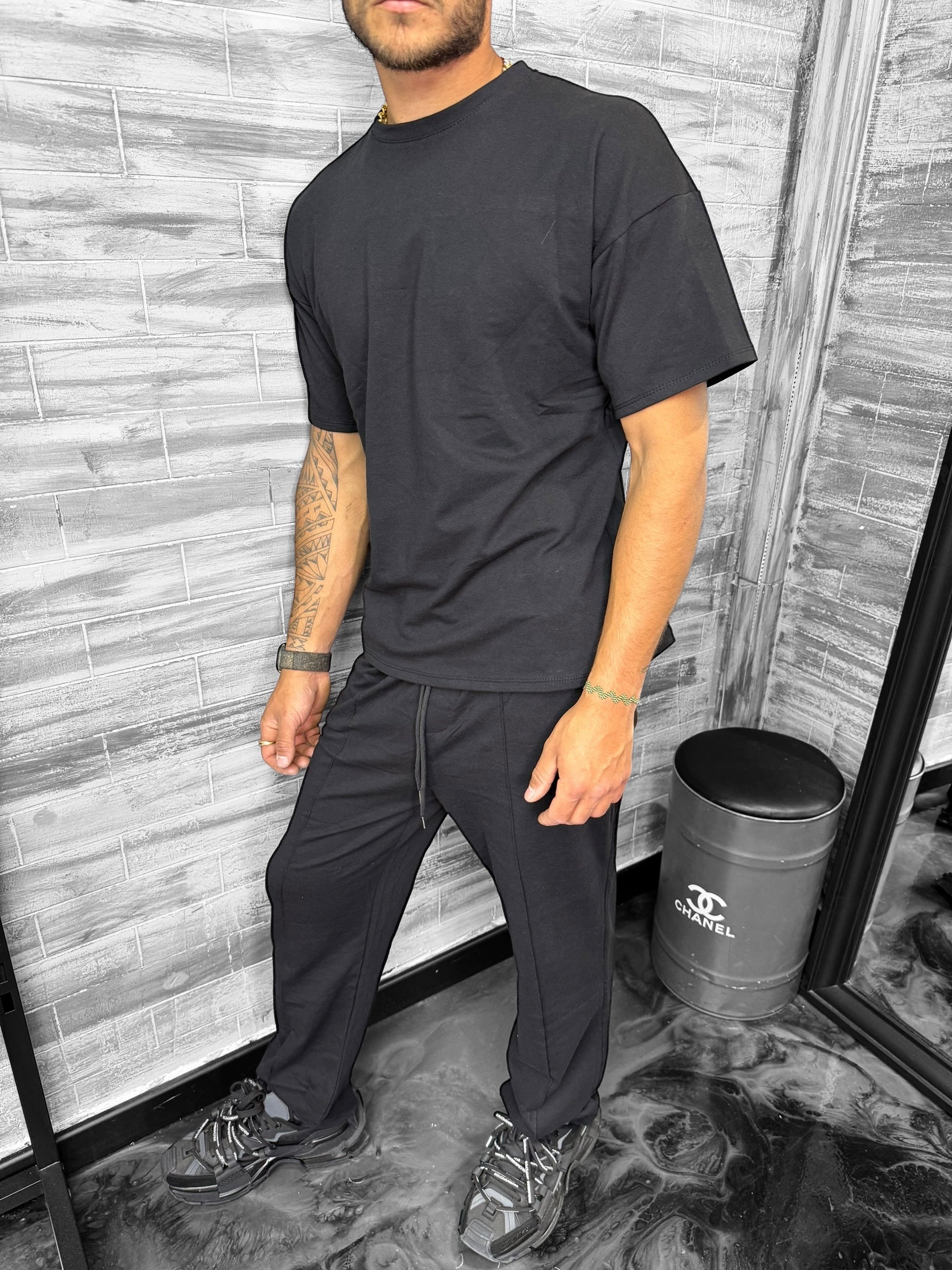 Ensemble Basic t-shirt pantalon noir