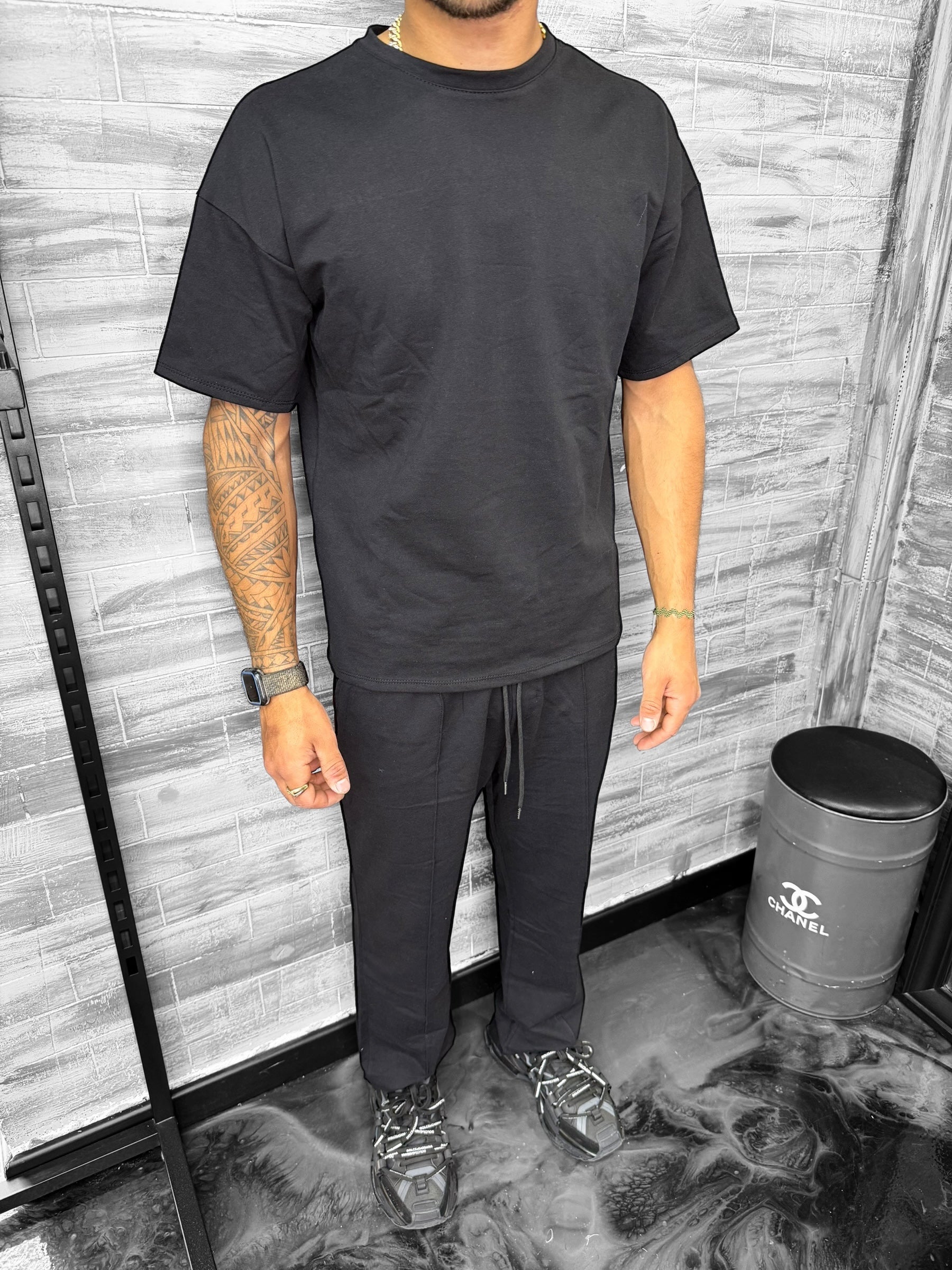Ensemble Basic t-shirt pantalon noir