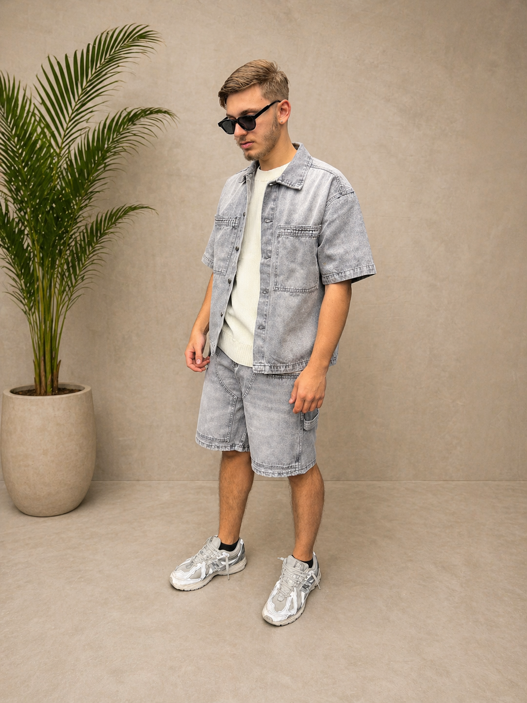 Ensemble short et chemise en jean gris clair
