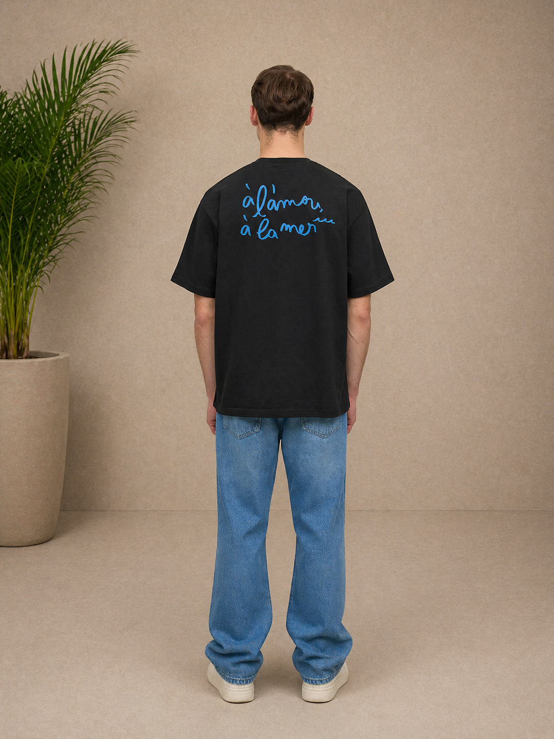 T-Shirt l’amour à la mer noir