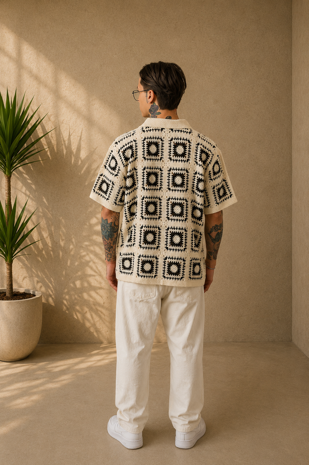 Chemise crochet beige noir et bleu