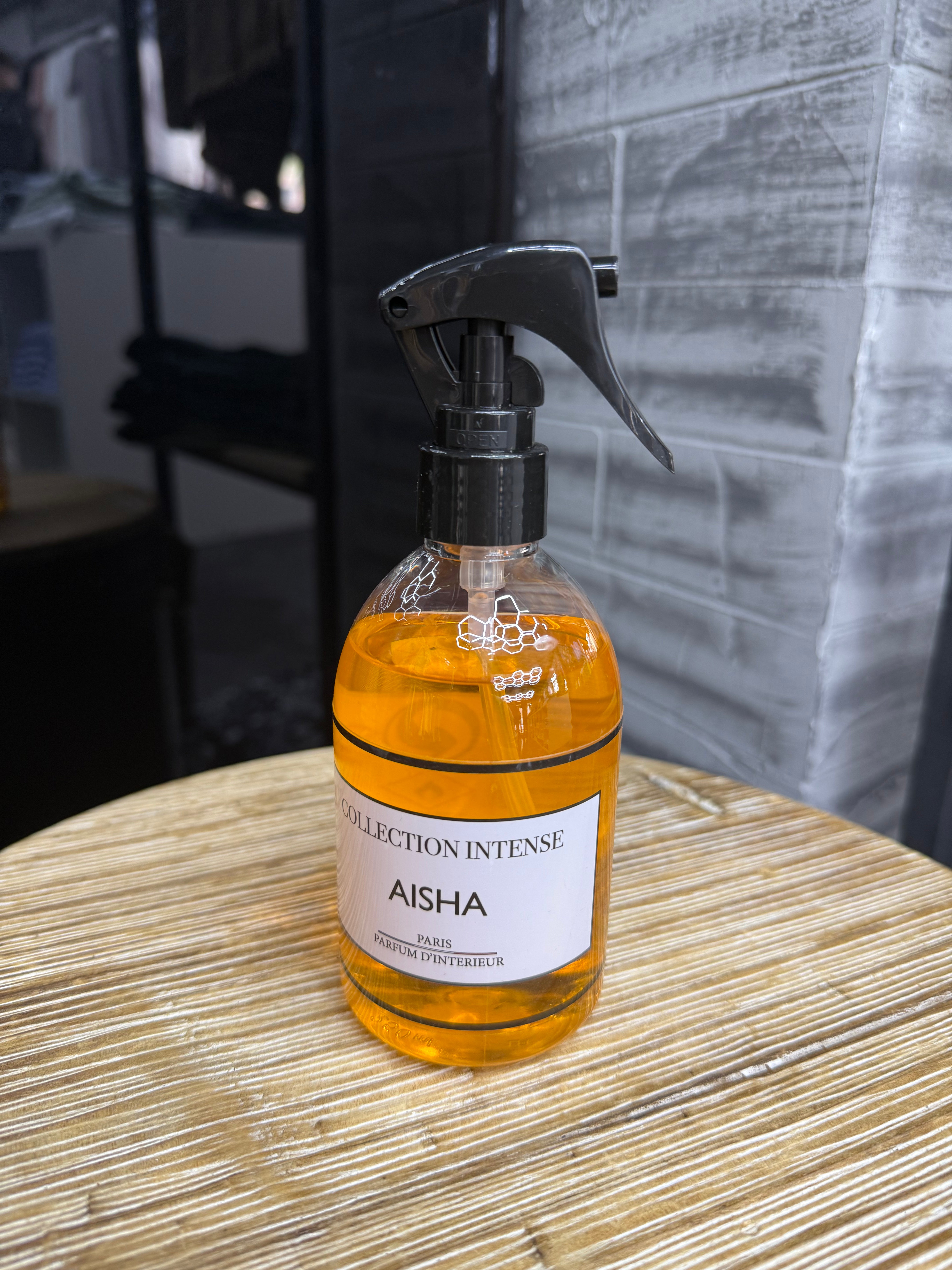 Mah Paris - Secret of oudh perfume