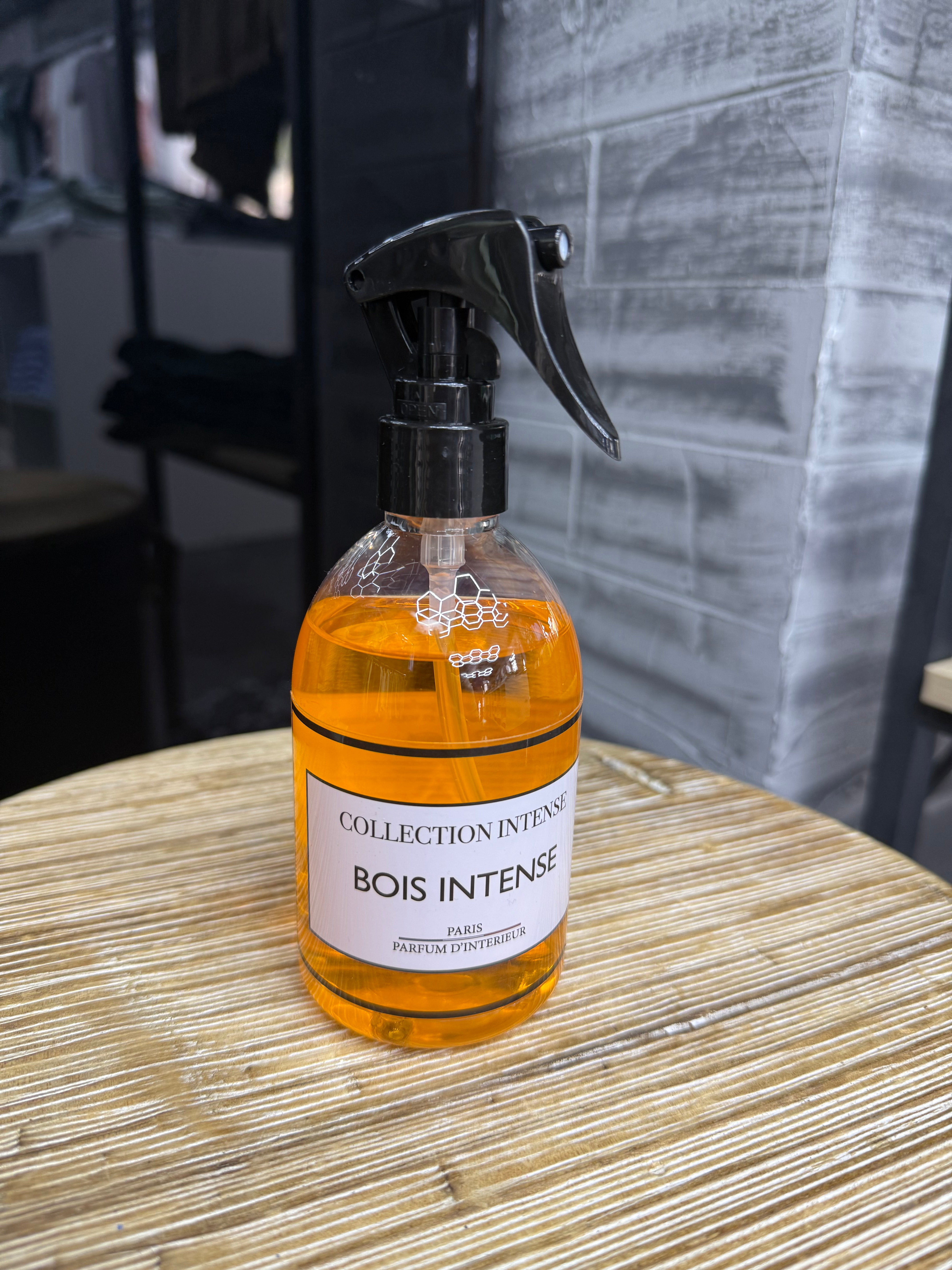 Mah Paris - Secret of oudh perfume