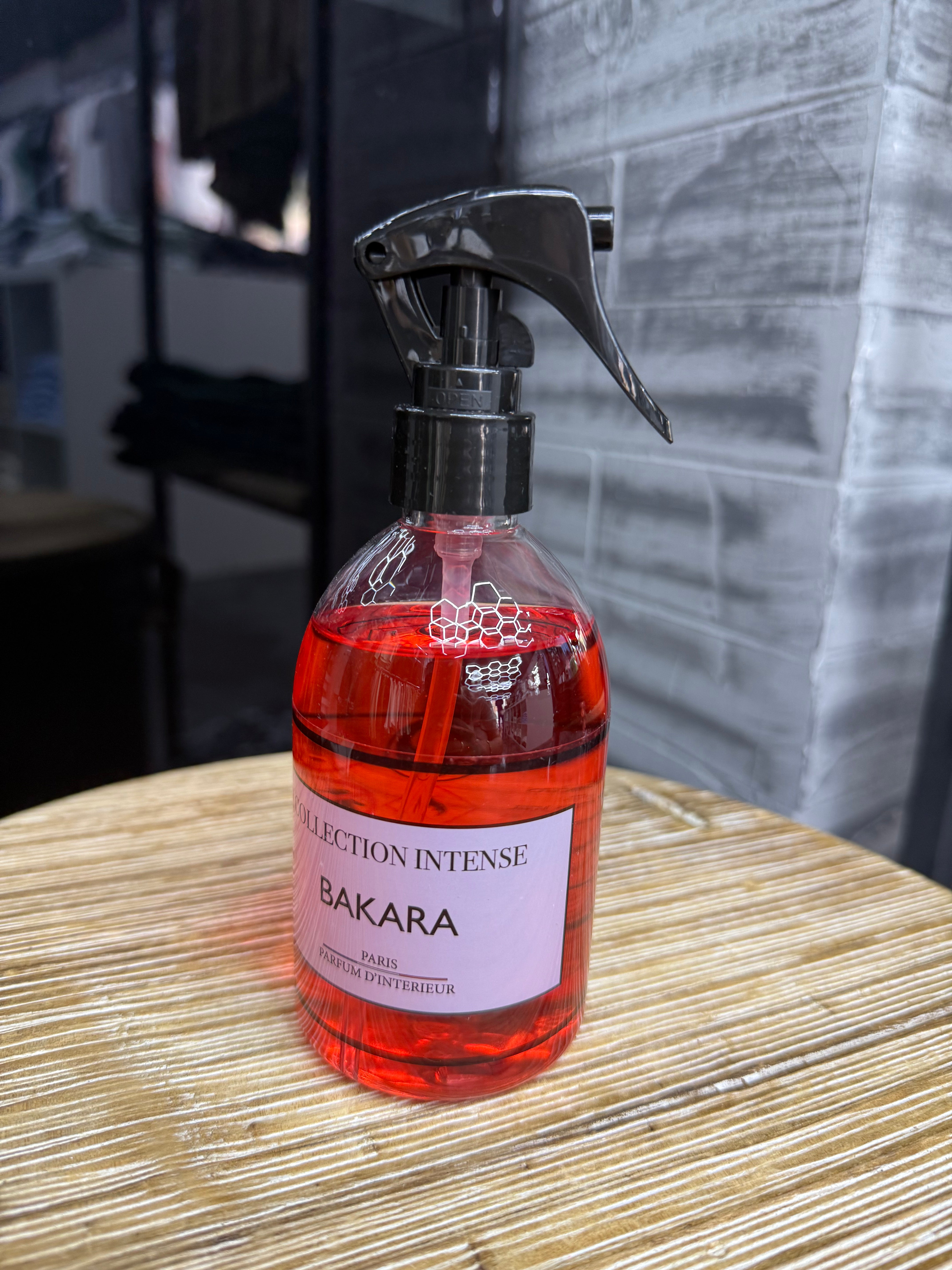 Mah Paris - Secret of oudh perfume