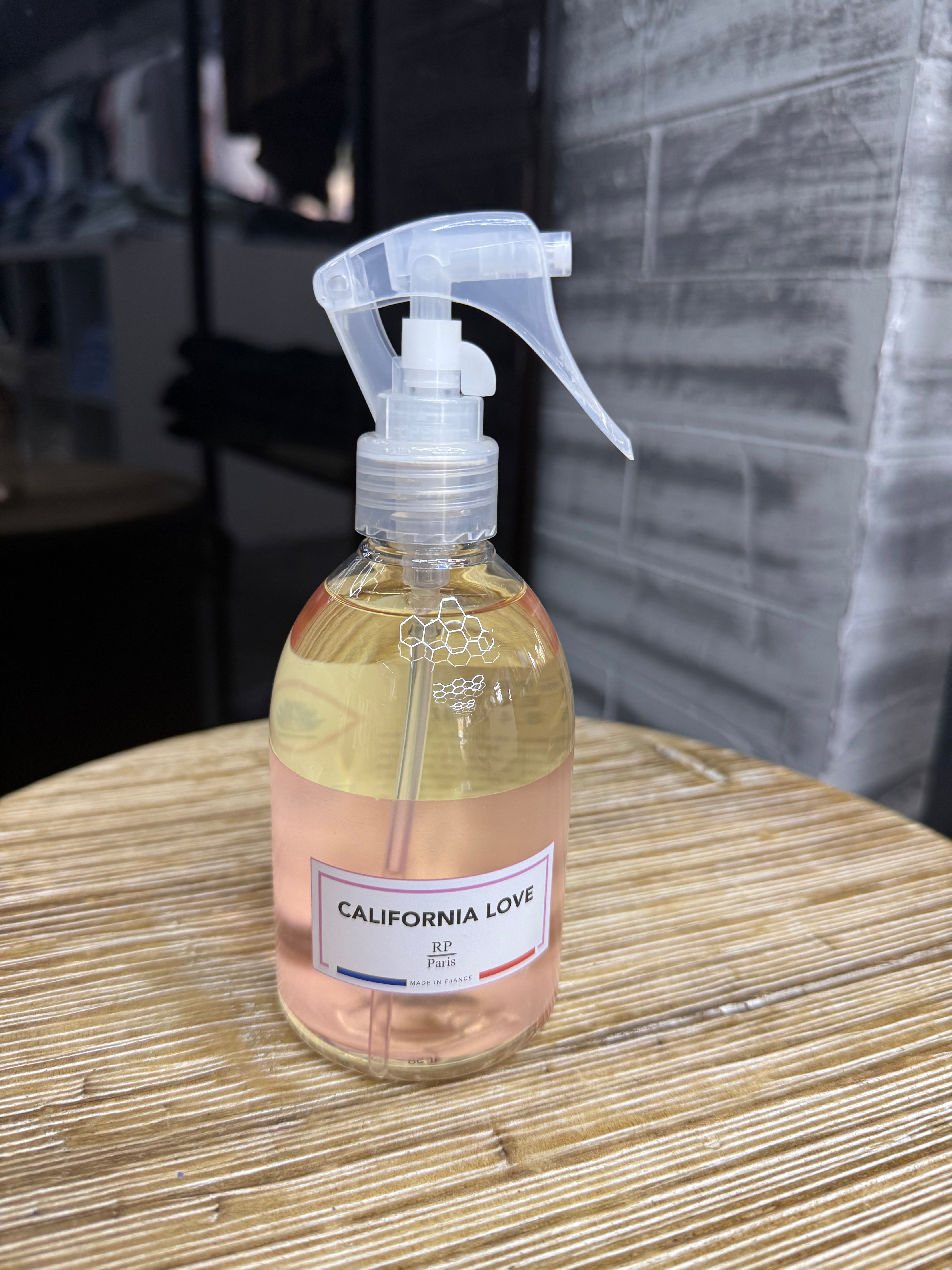 Mah Paris - Secret of oudh perfume