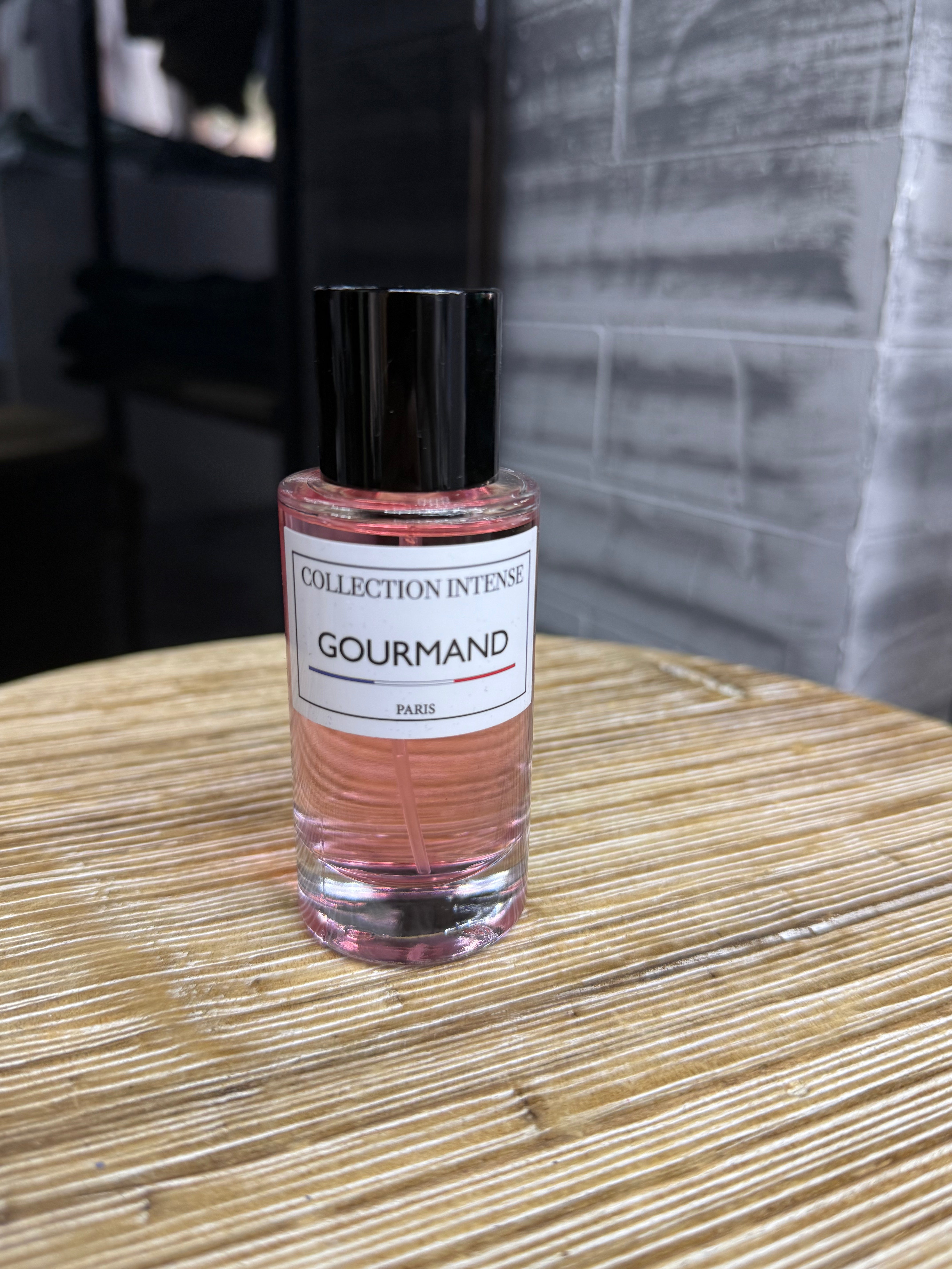 Mah Paris - Secret of oudh perfume