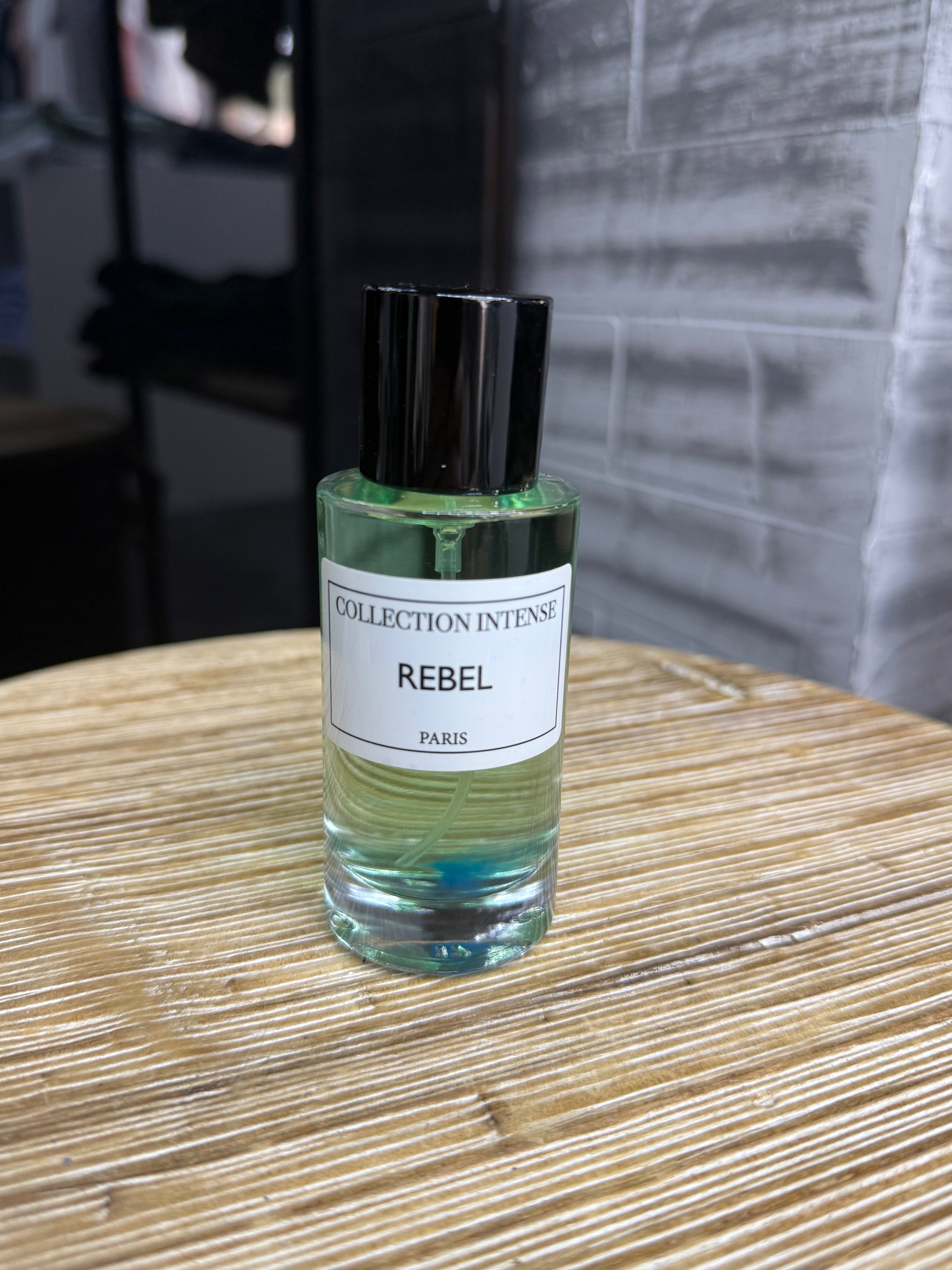 Mah Paris - Secret of oudh perfume