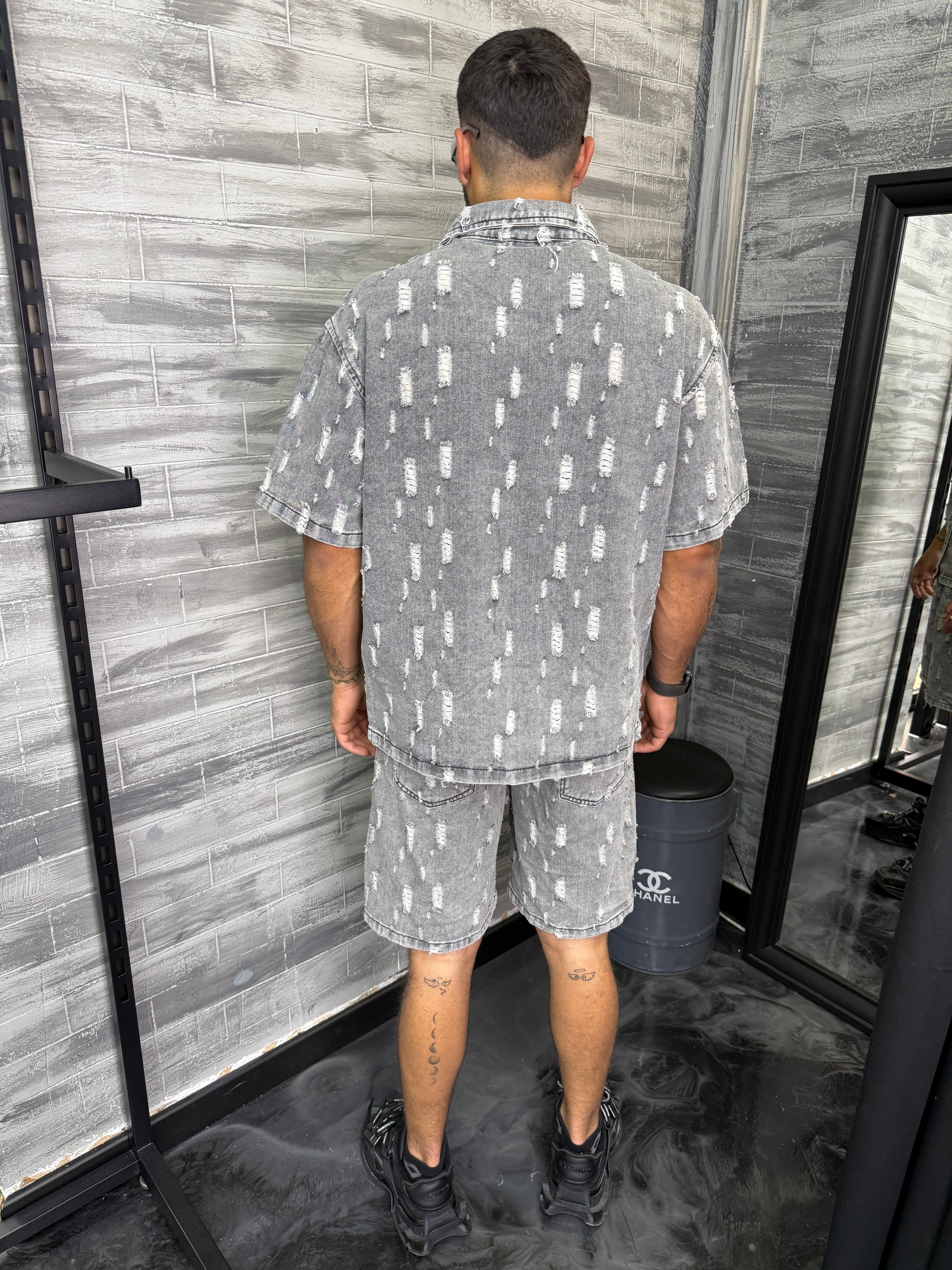 Ensemble Jean short + chemise gris destroy
