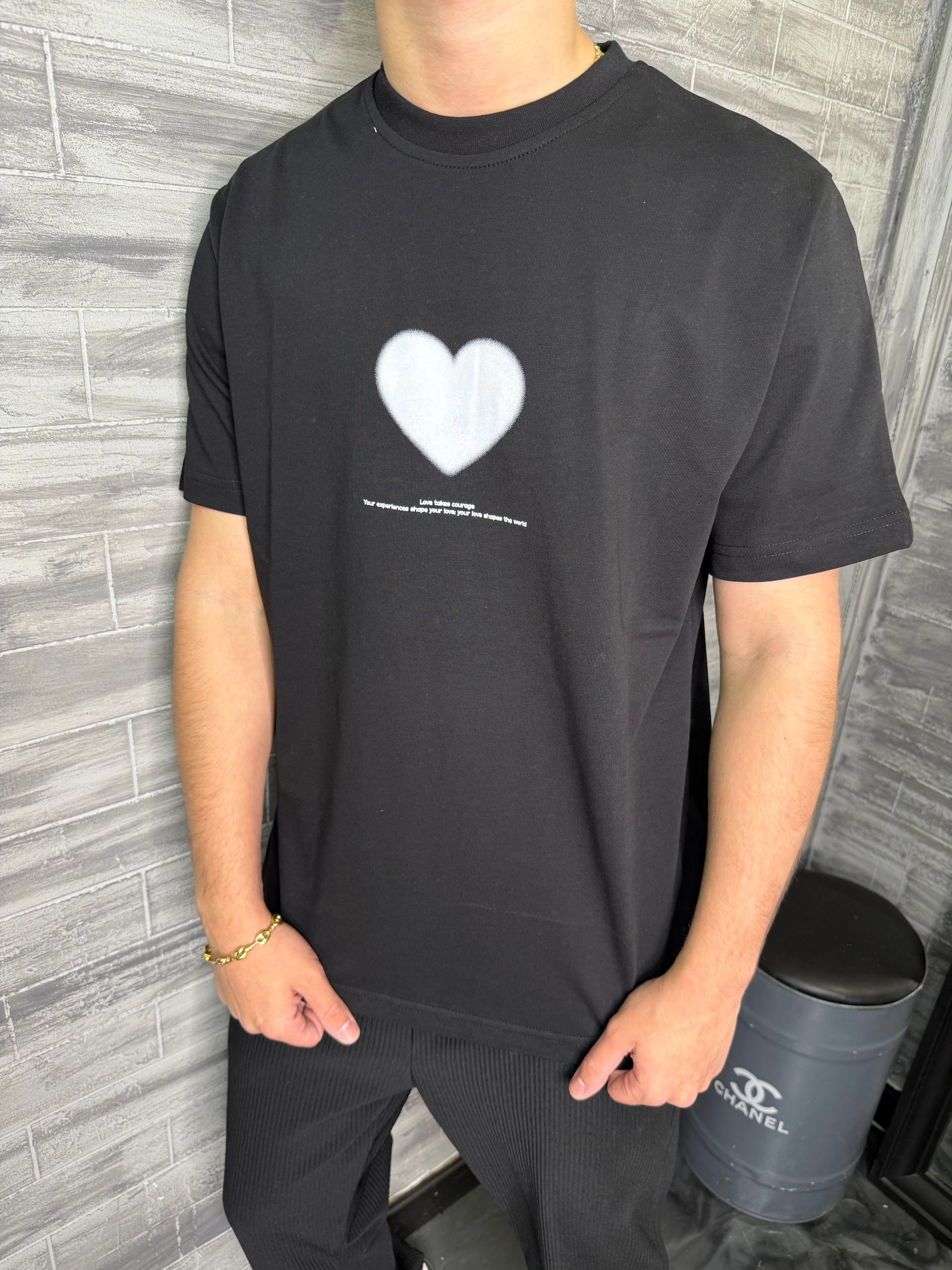 T-shirt Love Cœur noir