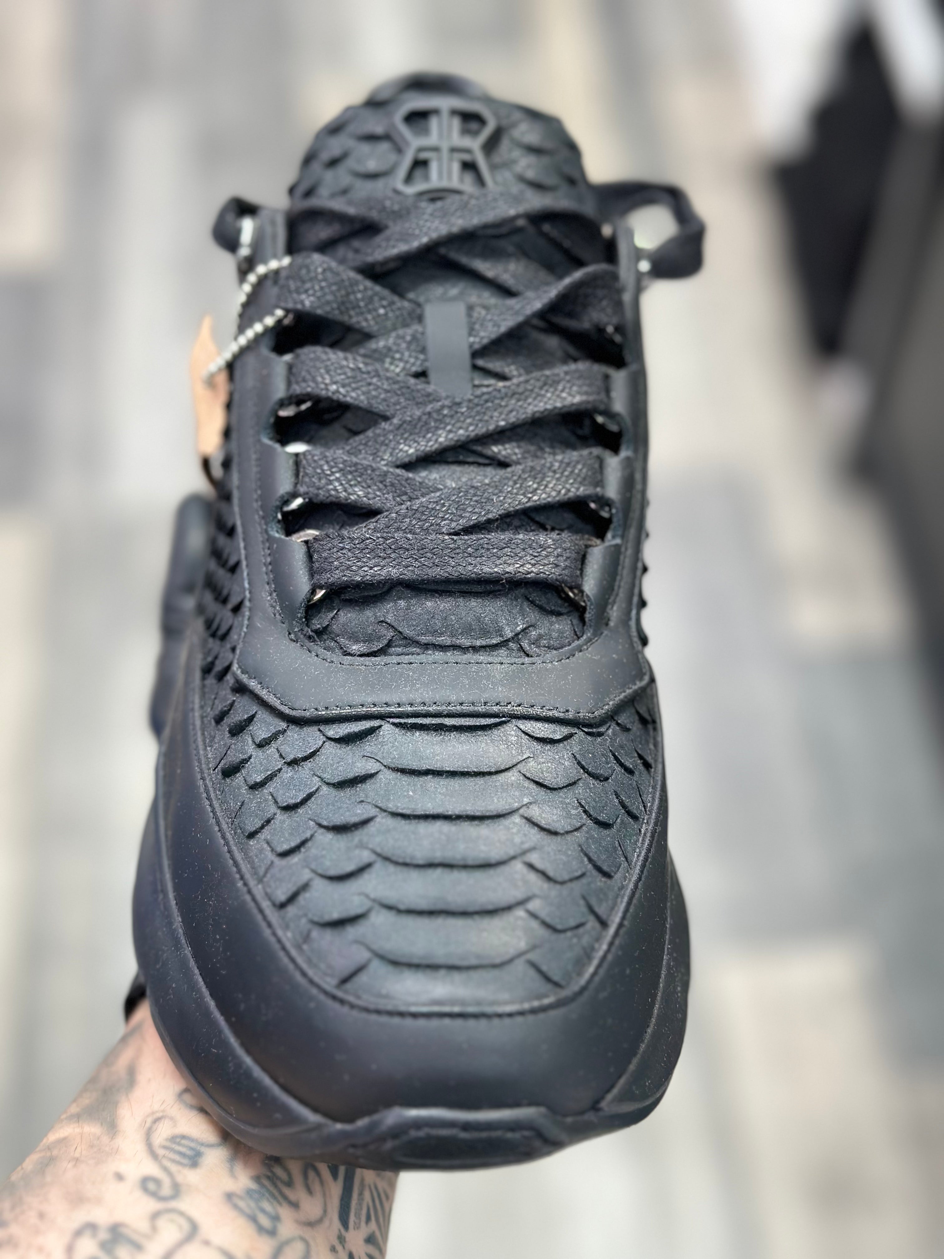 BENJAMIN BERNER - ALPHA RUNNER Black Python sneaker