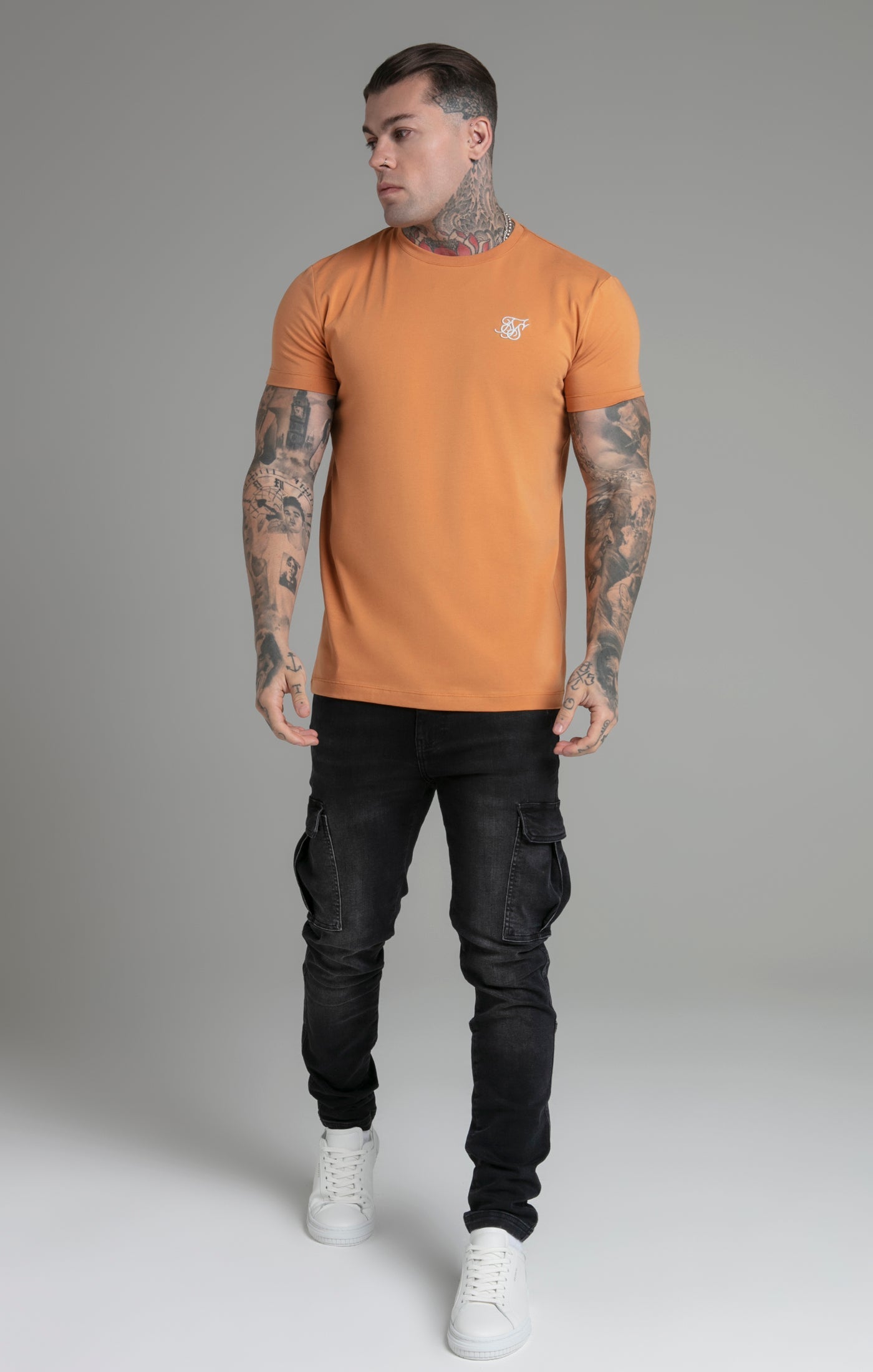 T-Shirt Basic Fit Orange