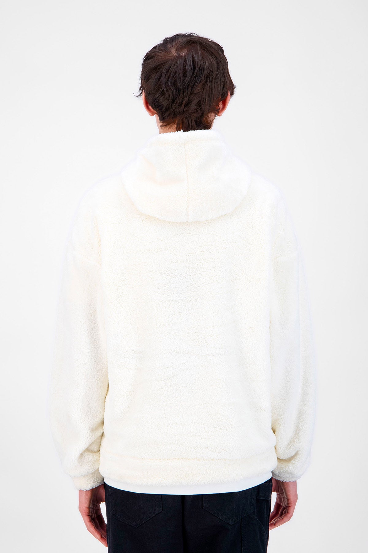 Sweat capuche fourrure blanc cœur rouge