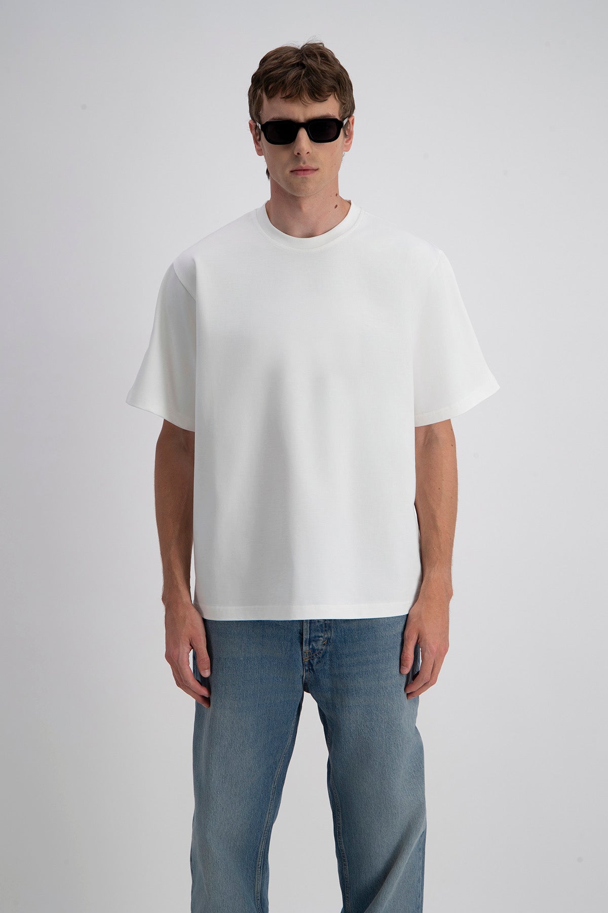 T-shirt All you need blanc