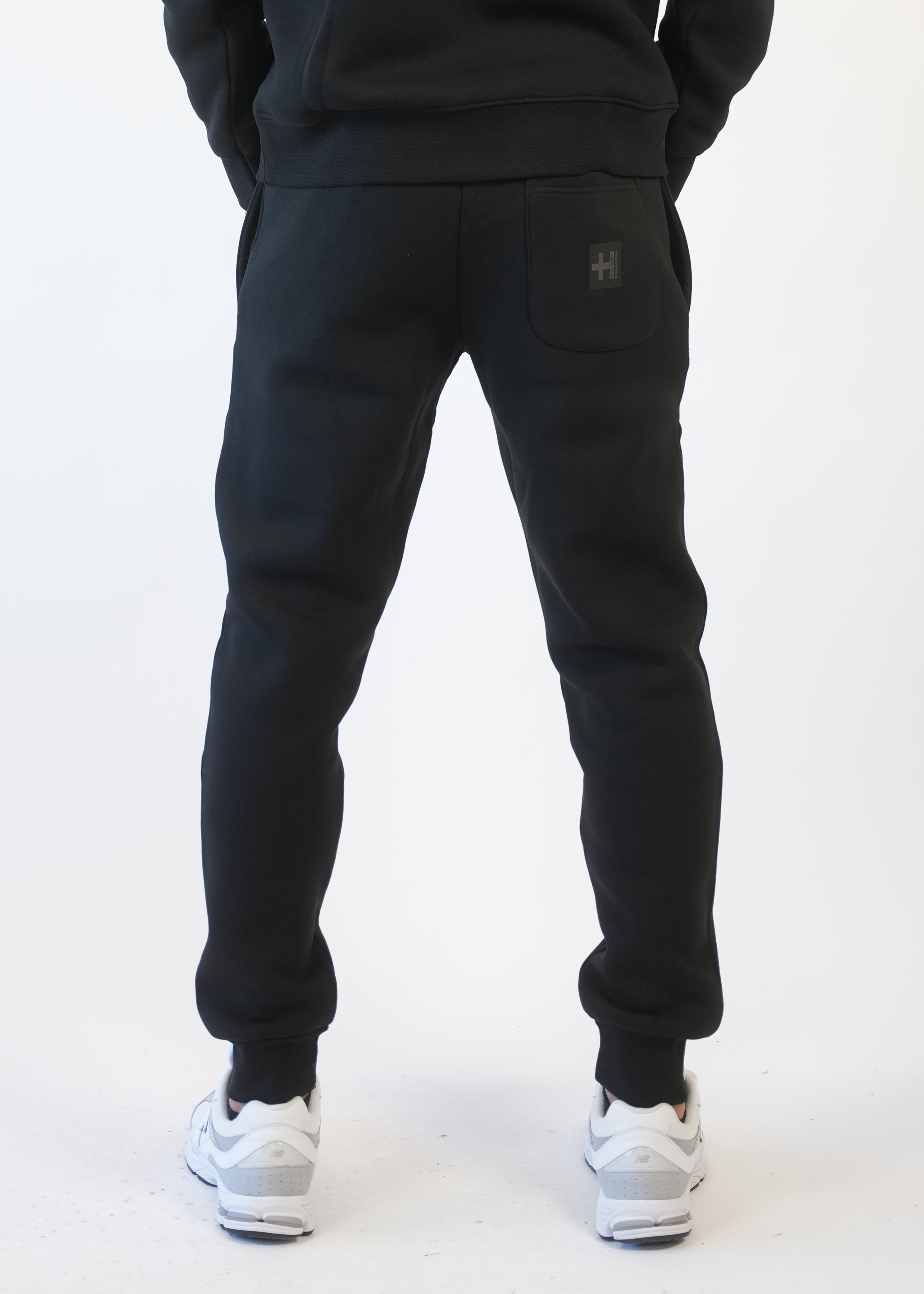 Helvetica - Jogging Square noir
