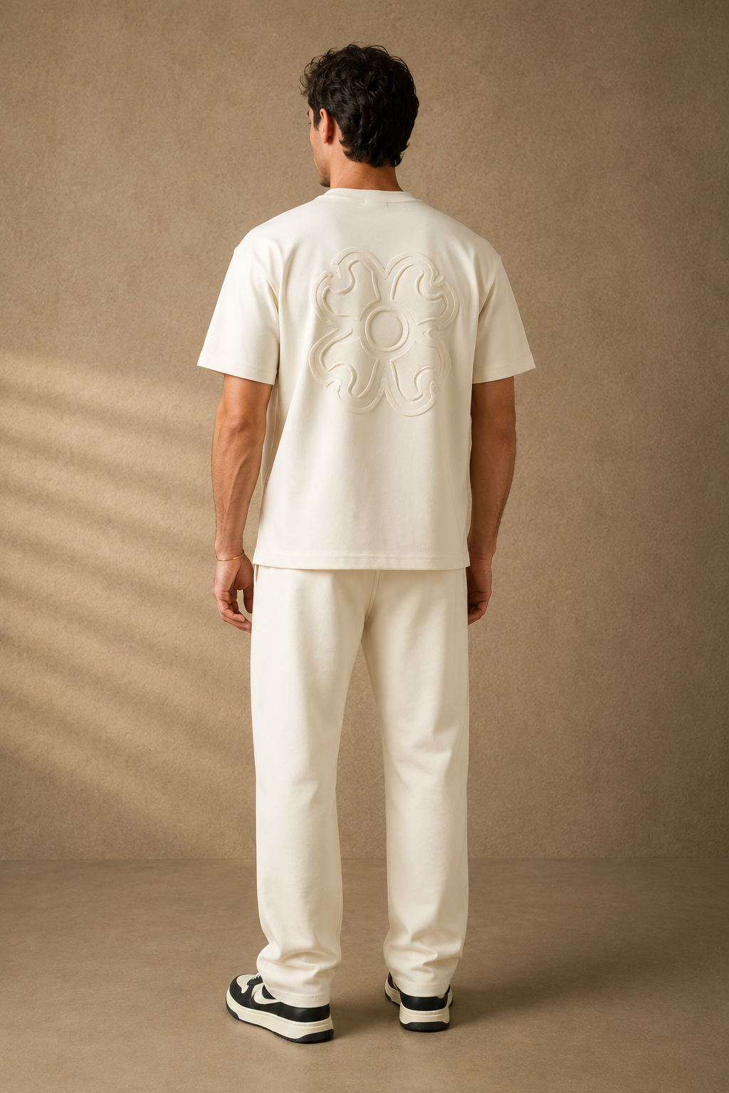 Ensemble T-shirt + pant beige trèfle